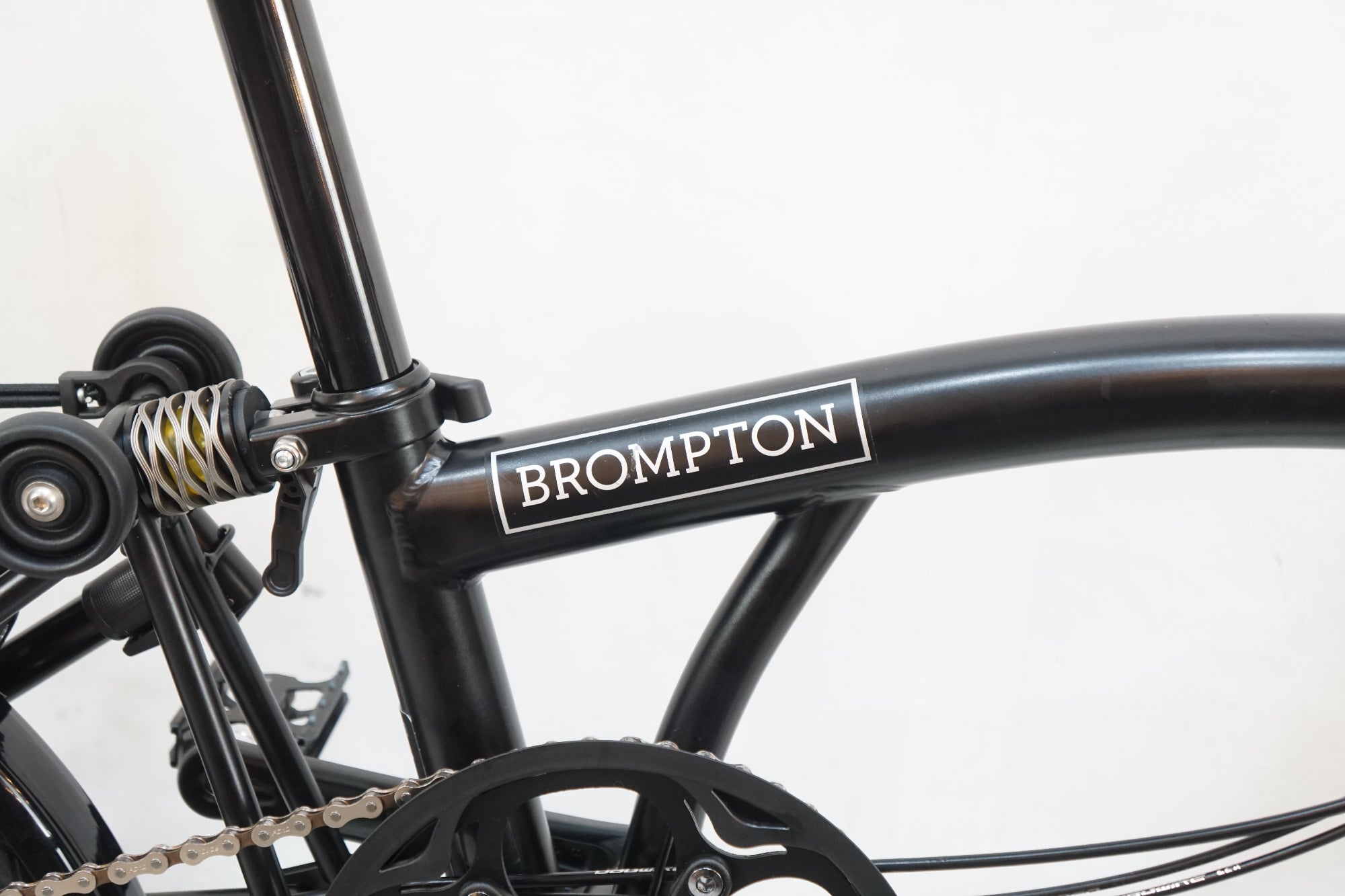 BROMPTON 「ブロンプトン」 CLINE EXPLORE WITH RACK MID BAR 2023年モデル 16インチ 折りたたみ自転車 / バイチャリ浦和ベース