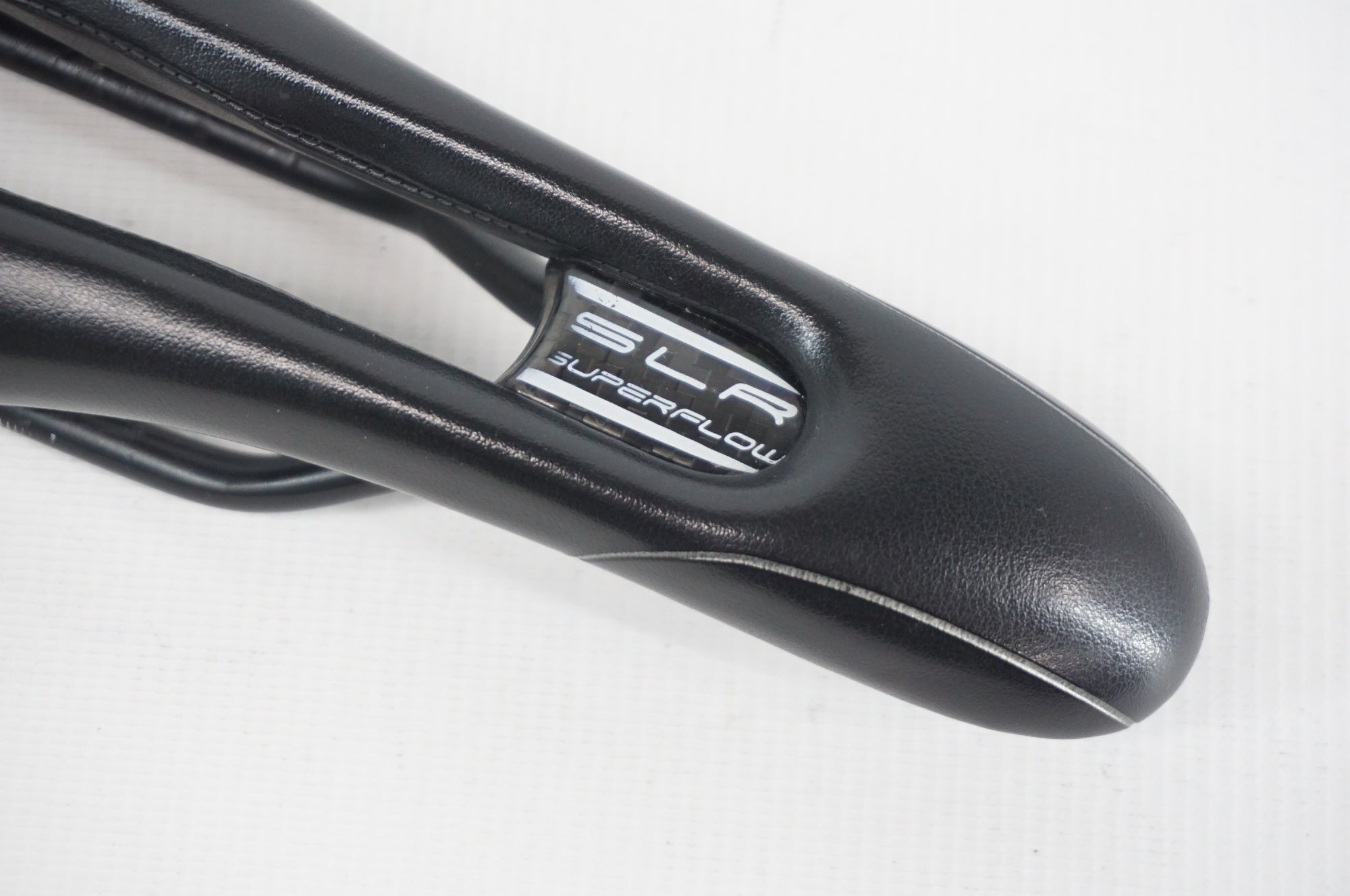 SELLE ITALIA 「セライタリア」 SLR SUPERFLOW サドル / 阪急塚口店