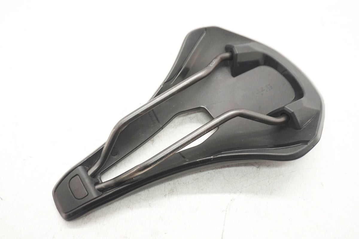 FIZIK 「フィジーク」 ARGO TEMPO R3 KIUM 150mm サドル / 大阪門真店