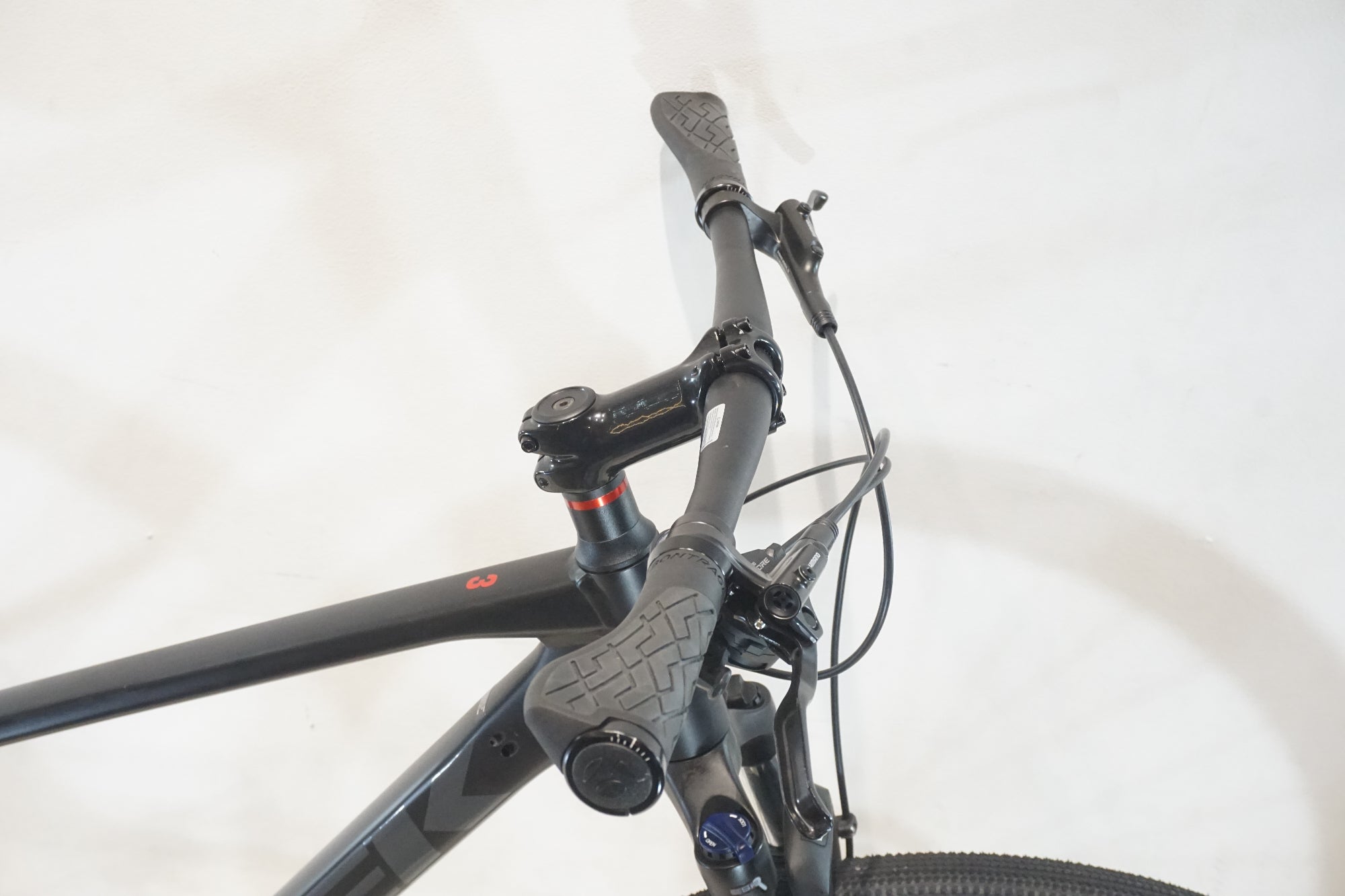 TREK 「トレック」 DUAL SPORT3 2022年モデル クロスバイク / 横浜戸塚店