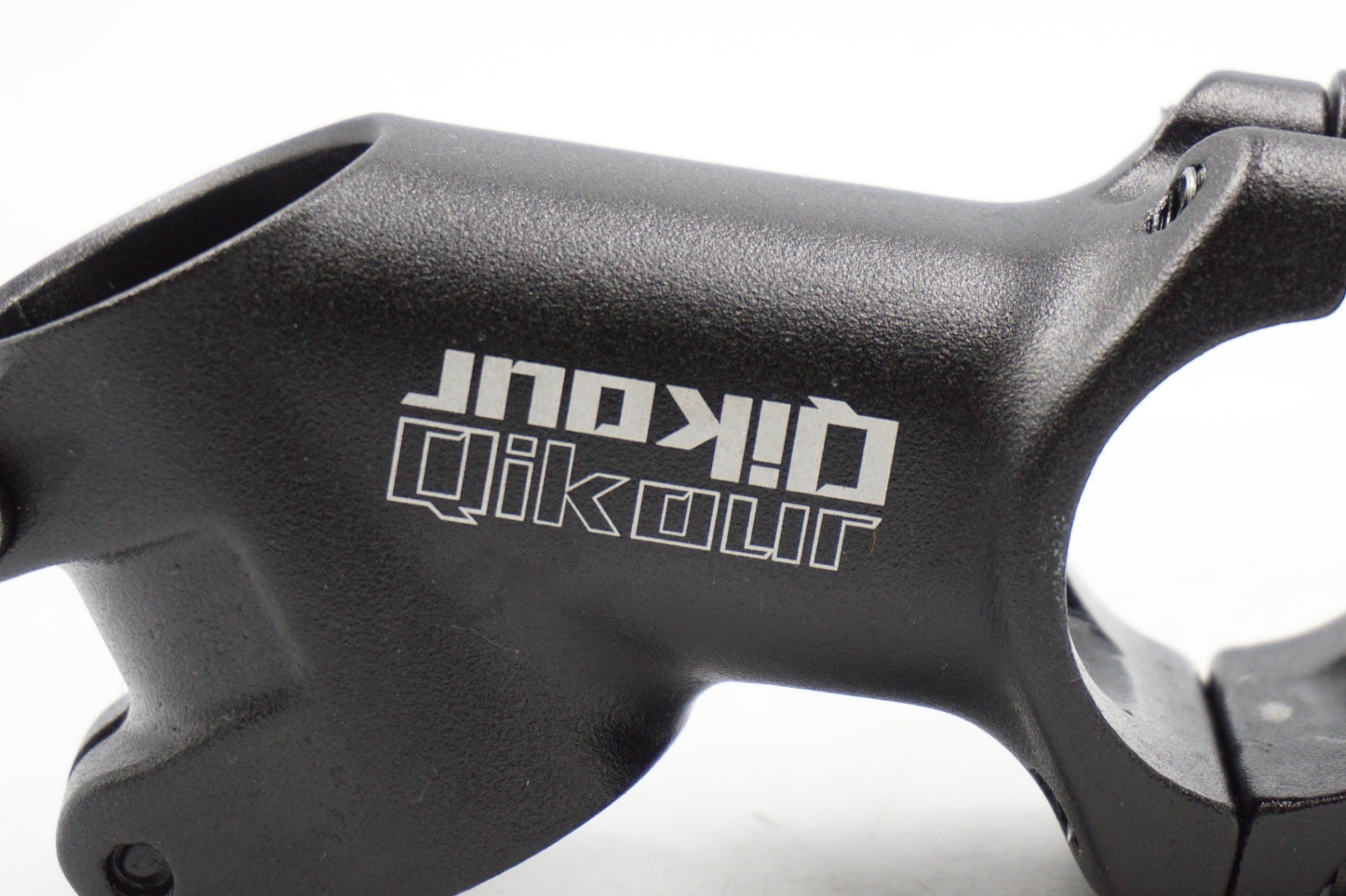 QIKOUR 「クイッカー」 Φ31.8 70mm ステム / 奈良店