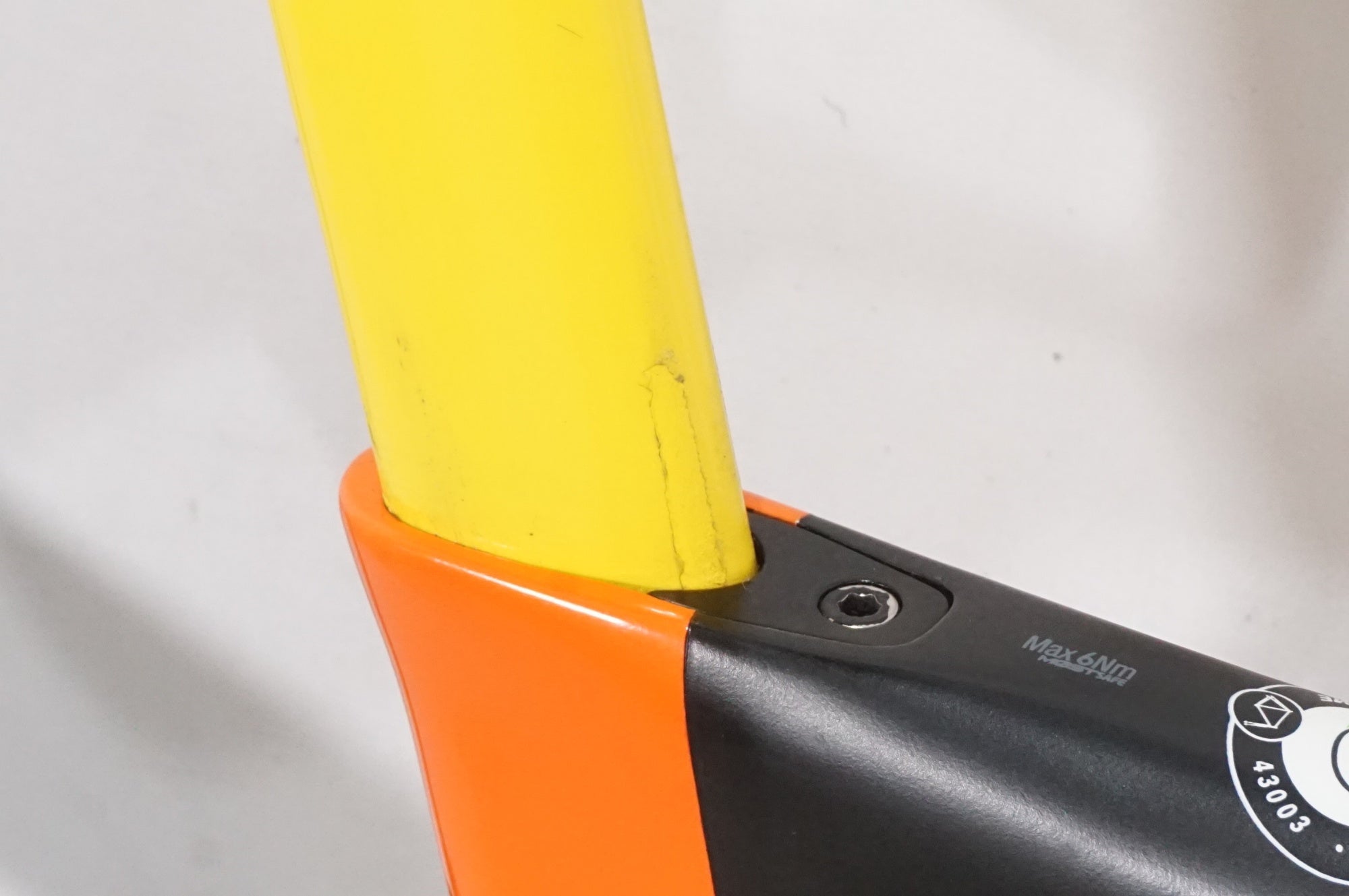 PINARELLO 「ピナレロ」 PRINCE FX 2020年モデル ロードバイク / AKIBA店