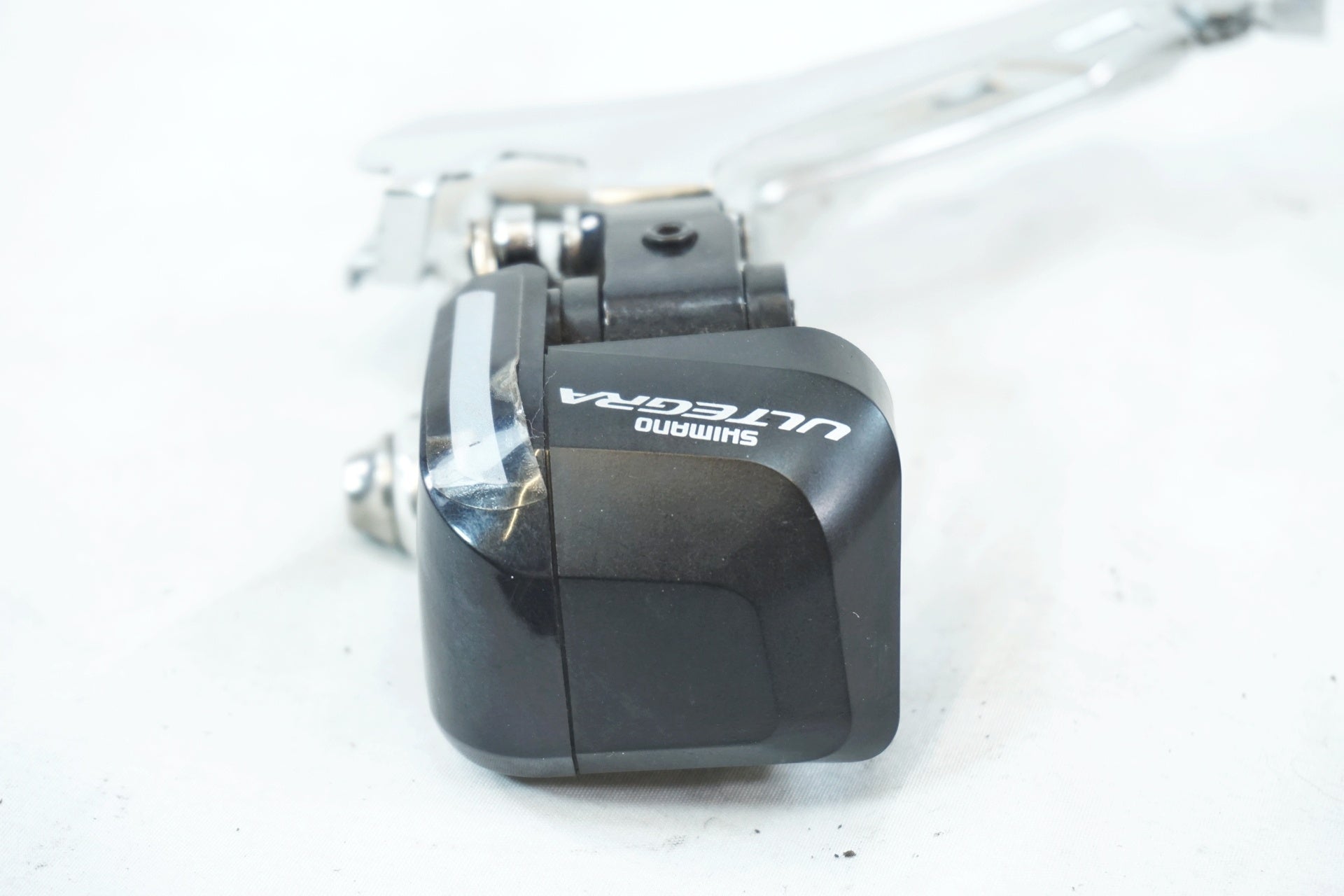 SHIMANO 「シマノ」 ULTEGRA Di2 FD-6870 フロントディレイラー / 有明
