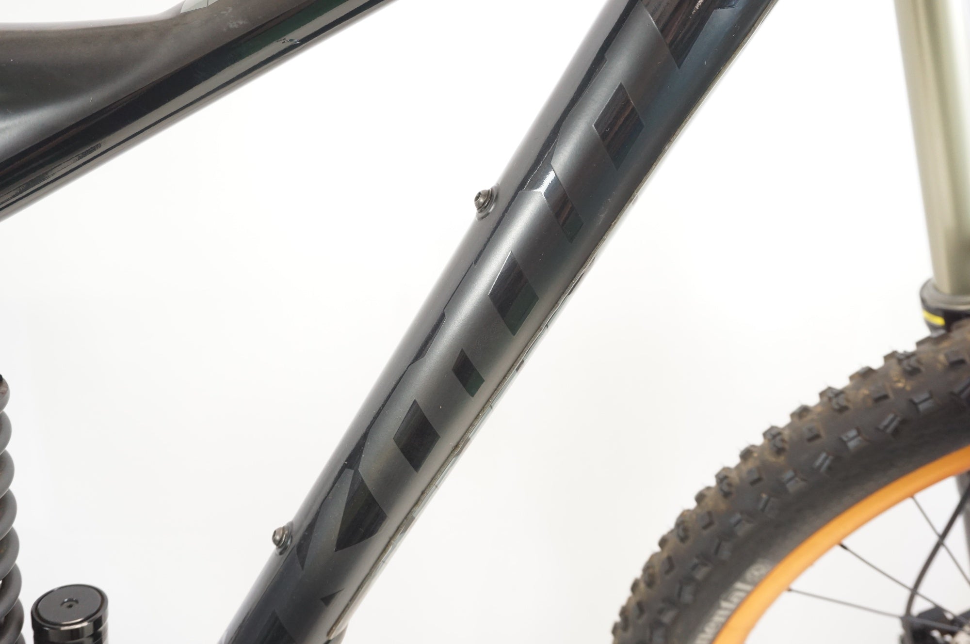 KONA 「コナ」 SUPREME OPERATOR 2015年モデル 26インチ マウンテン