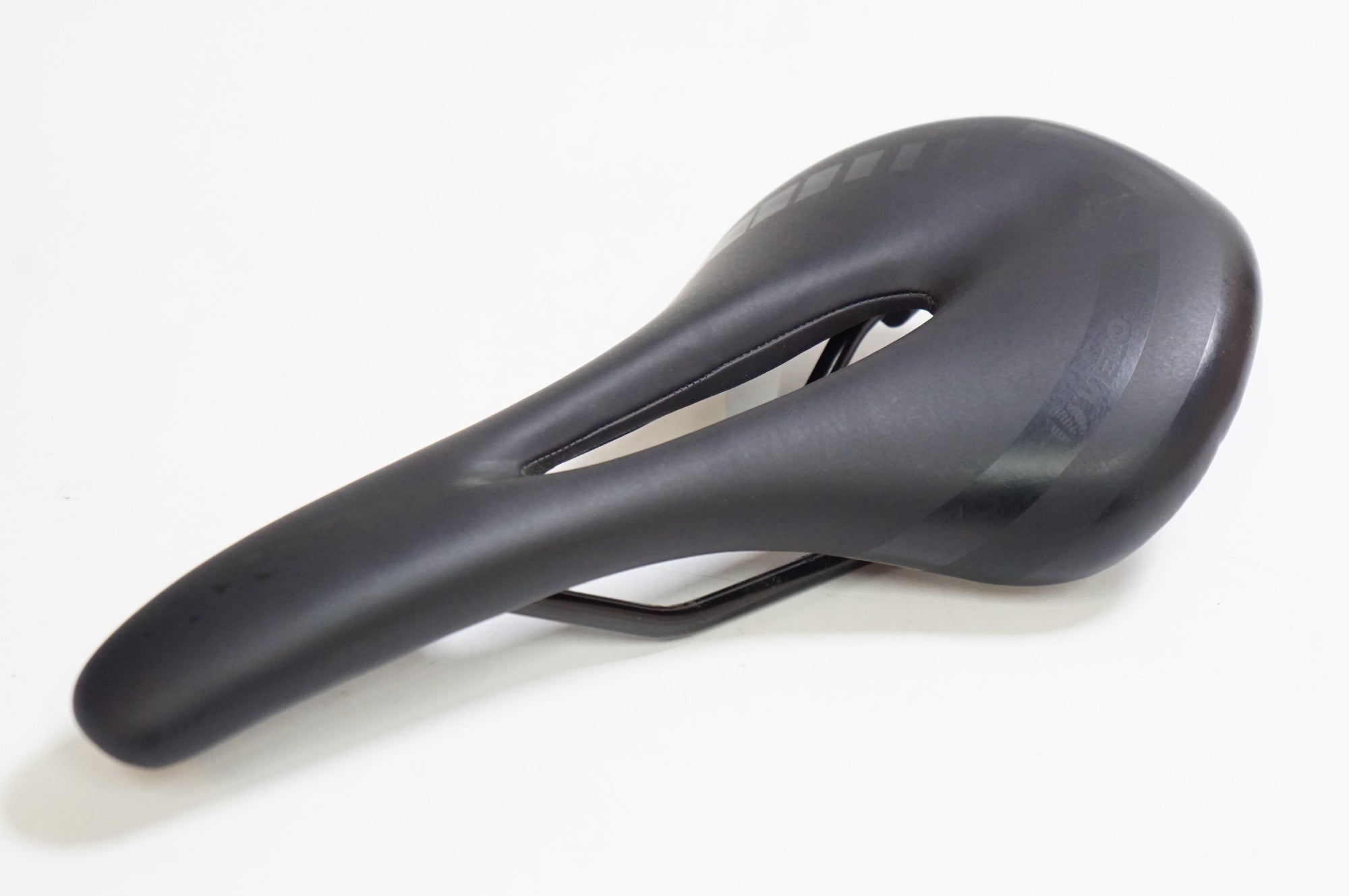 VELO 「ベロ」 VL-3446 サドル / 熊谷本店