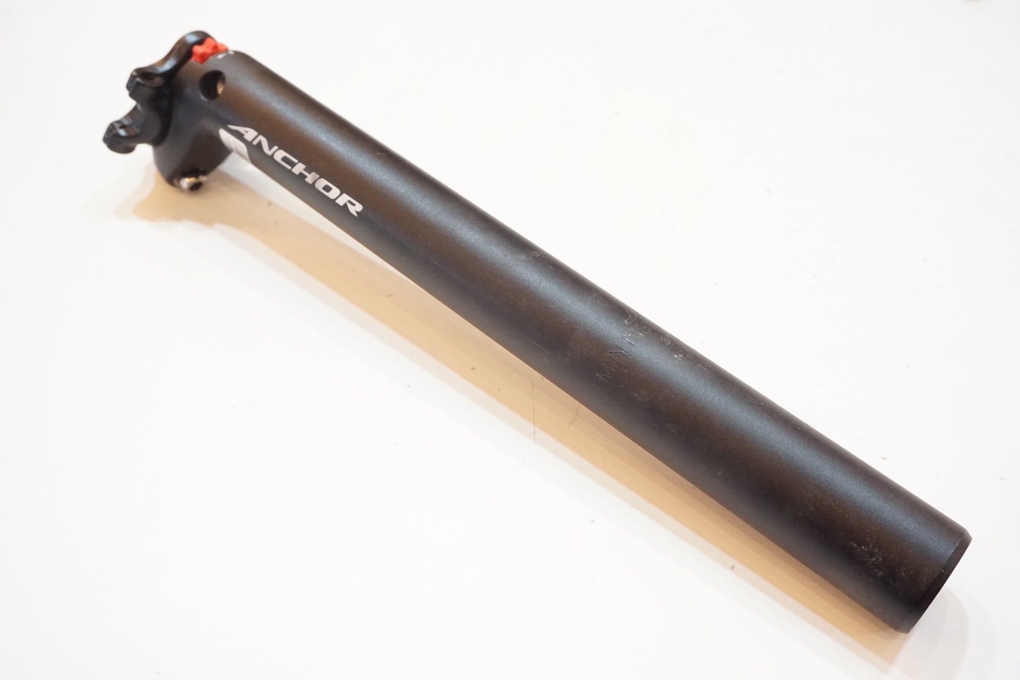 ANCHOR 「アンカー」 φ31.6 295mm シートポスト / バイチャリ浦和ベース