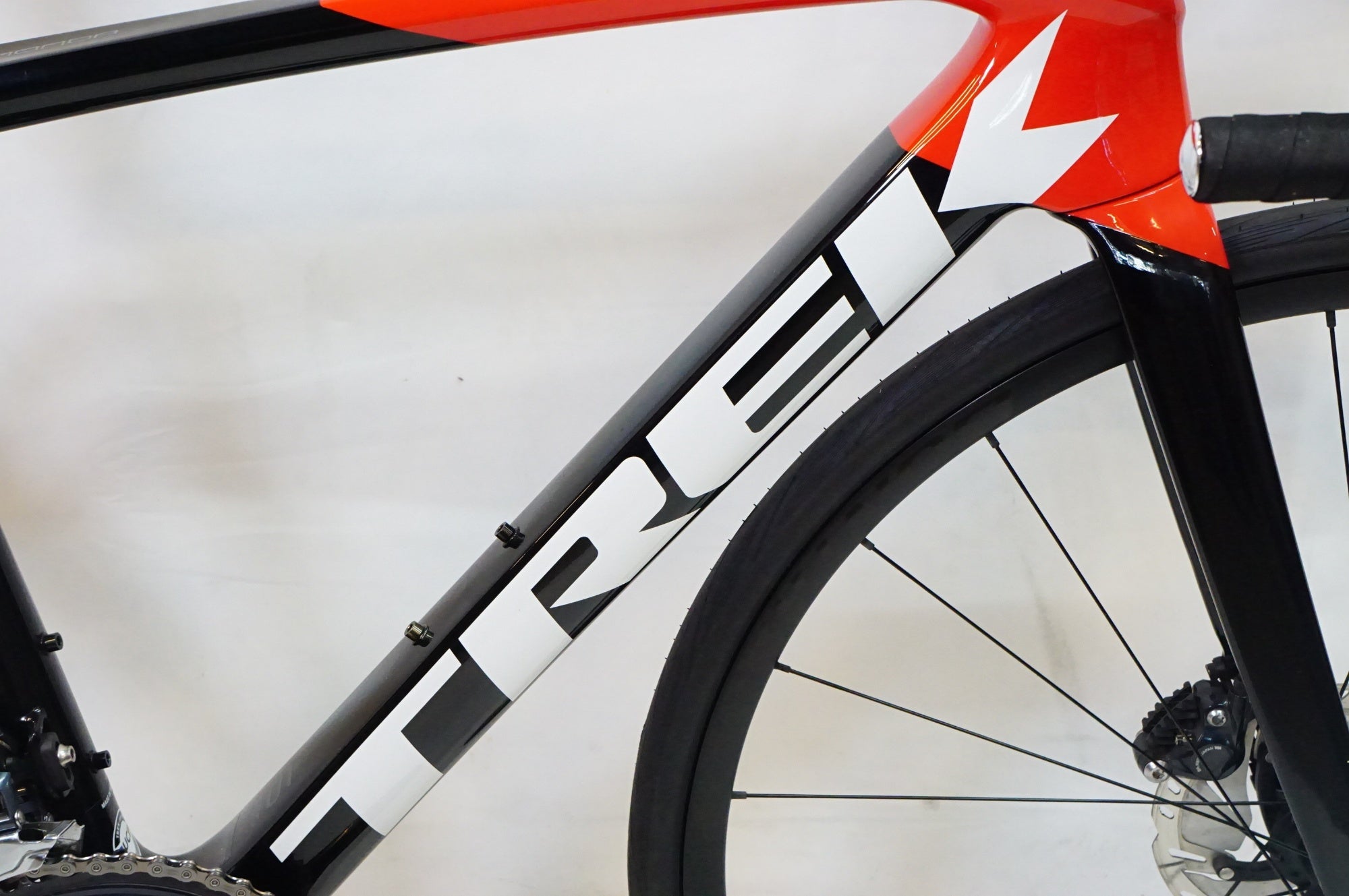 TREK 「トレック」 EMONDA SL6 DISC 2021-2022年モデル ロードバイク / 熊谷本店