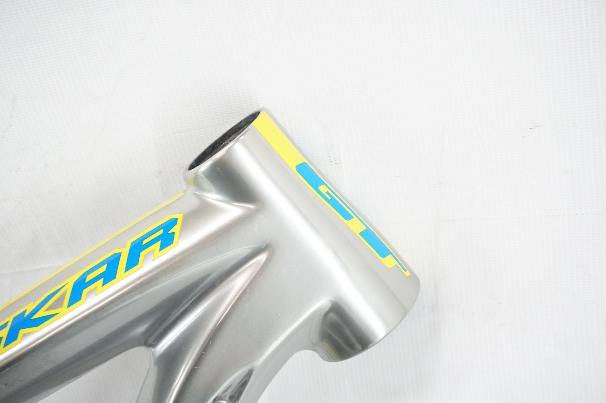 GT 「ジーティー」 ZASKAR CARBON TEAM 2011年モデル フレーム / 阪急塚口店