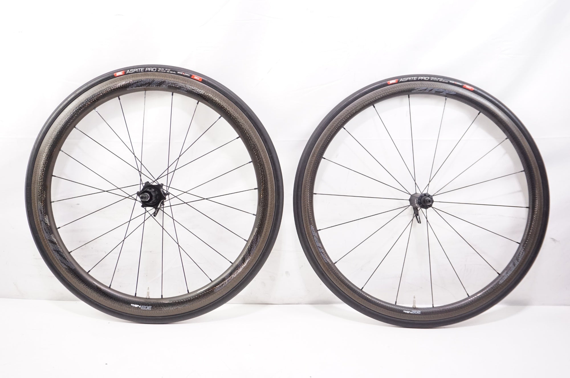 ZIPP 「ジップ」 202/303 NSW シマノ11速 ホイールセット / 中目黒店