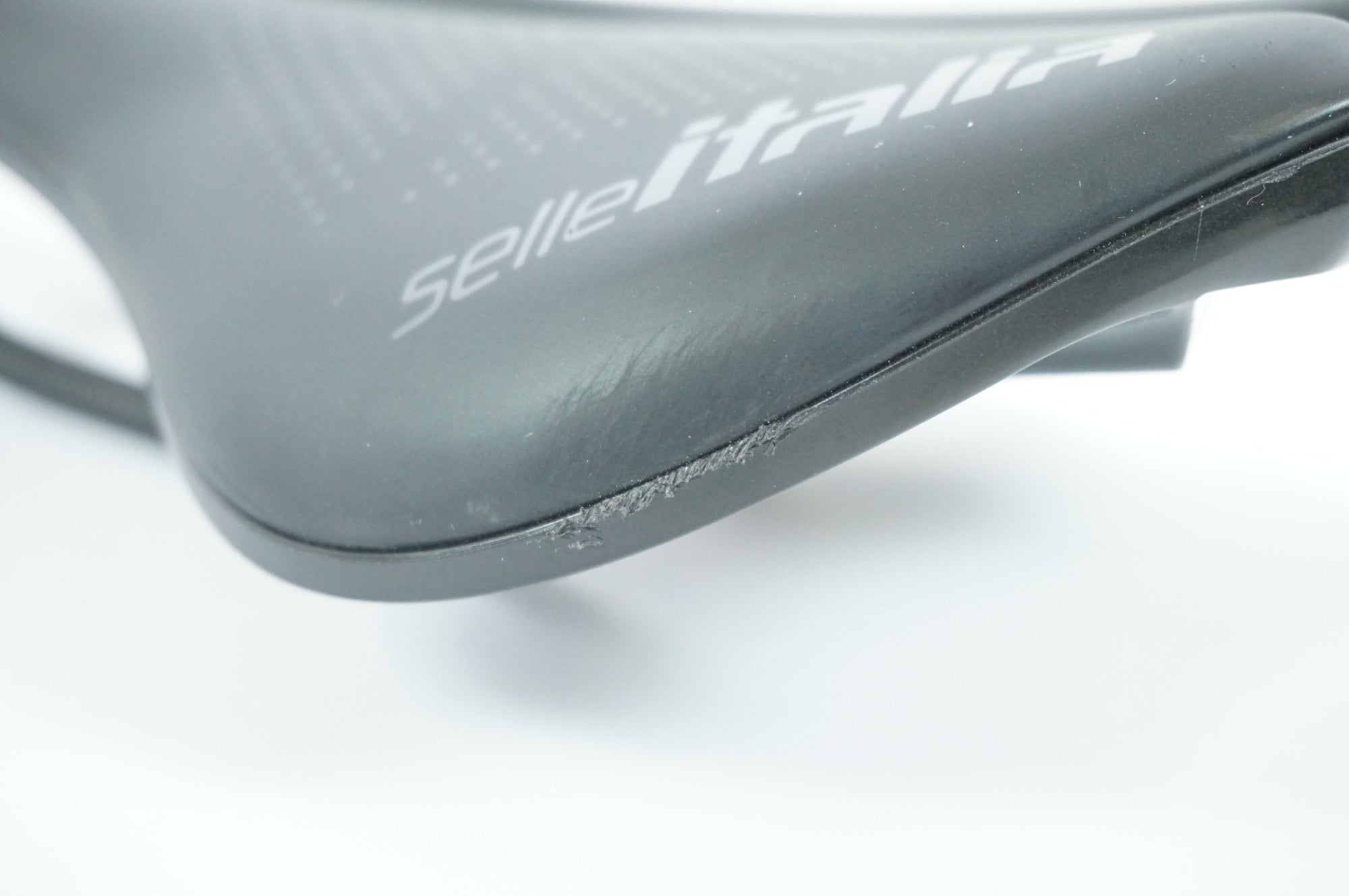 SELLE ITALIA 「セライタリア」 NOVUS BOOST EVO SUPERFLOW サドル / 宇都宮店