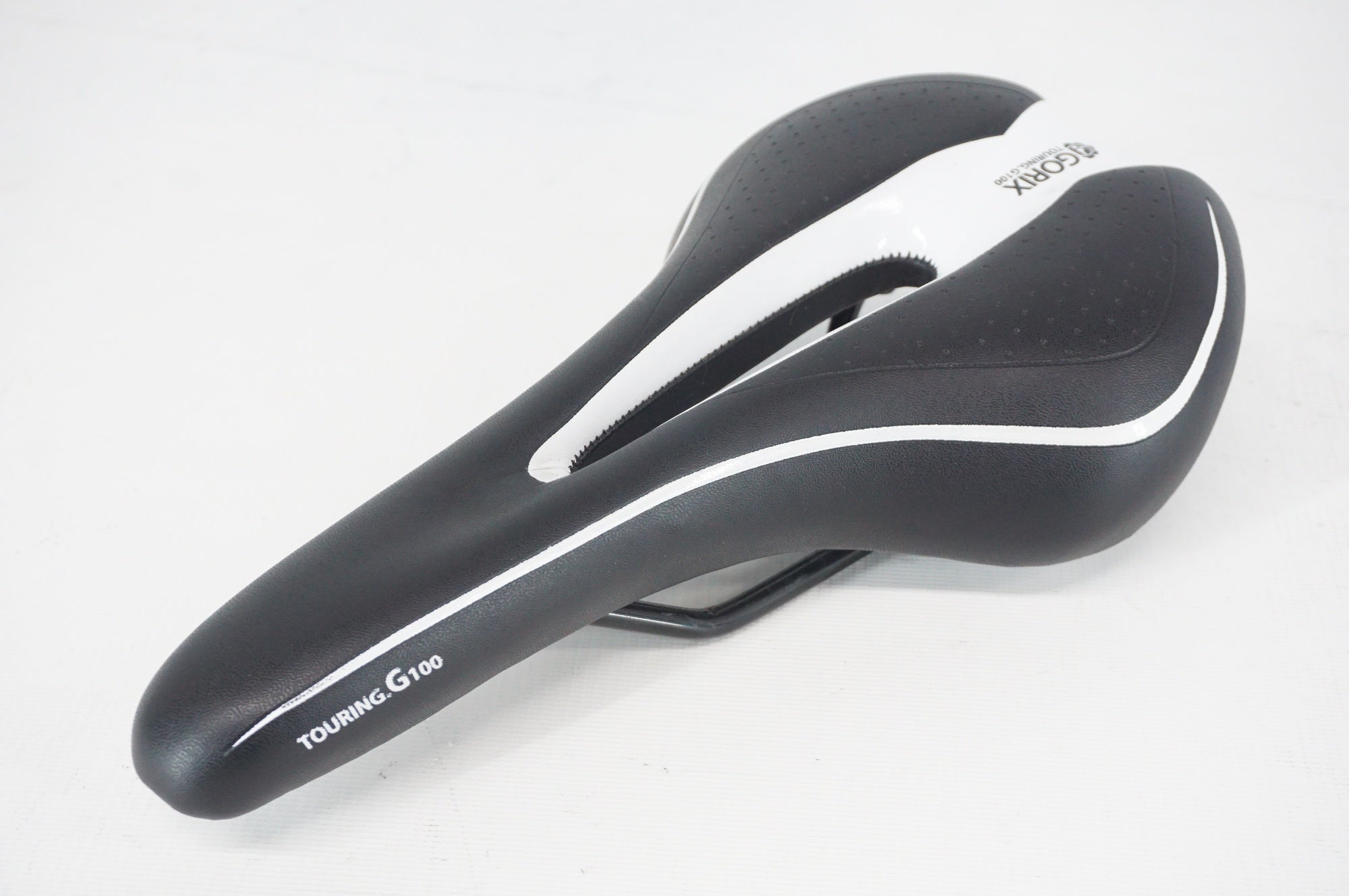 GORIX 「ゴリックス」 TOURING G100 サドル / 阪急塚口店