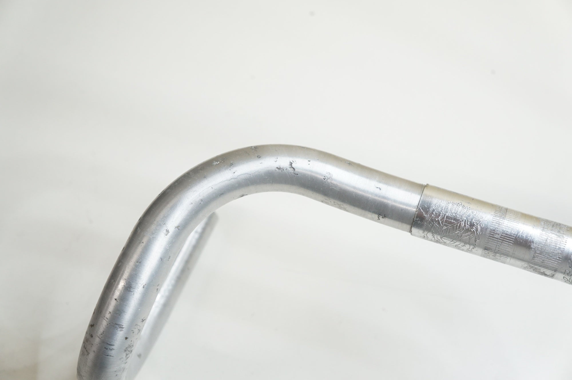 NITTO 「ニットー」 GRANDRAUNDONEUR 135 φ25.4 370mm ハンドル / 大宮店