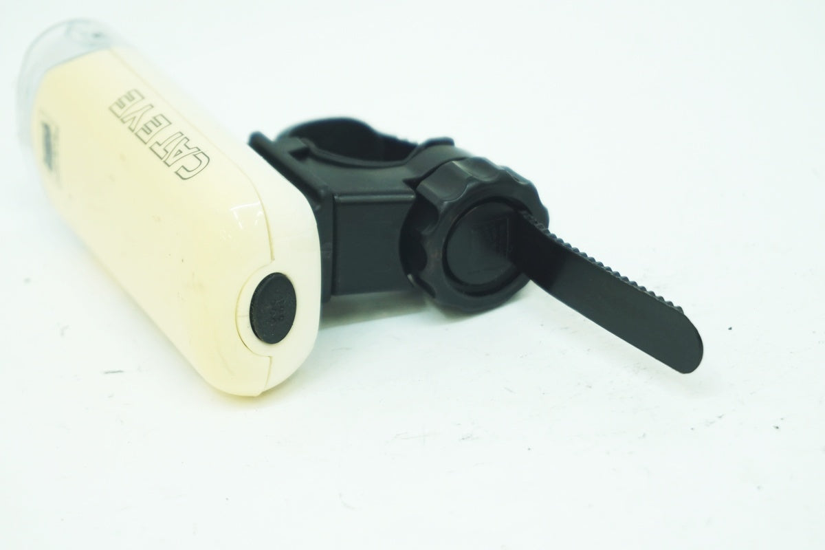 CATEYE 「キャットアイ」 HL-EL130 フロントライト / 大阪美原北インター店