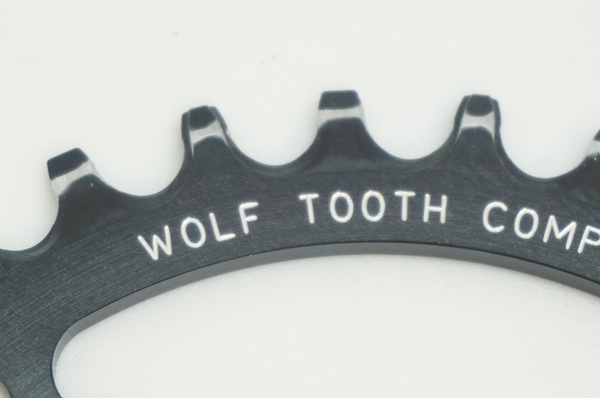 WOLF TOOTH 「ウルフトゥース」 GXP 32T チェーンリング / 福岡店