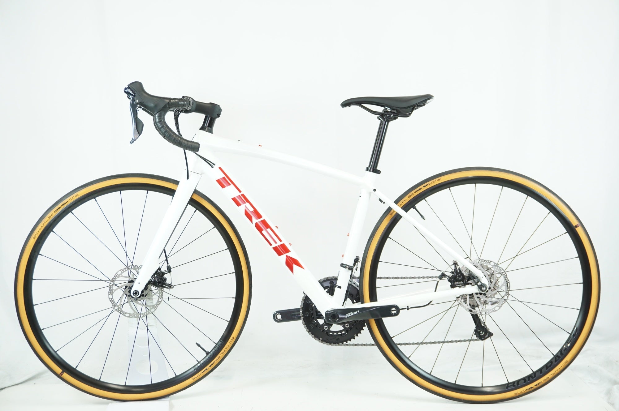 TREK 「トレック」 DOMANE AL3 2021-2022年モデル ロードバイク