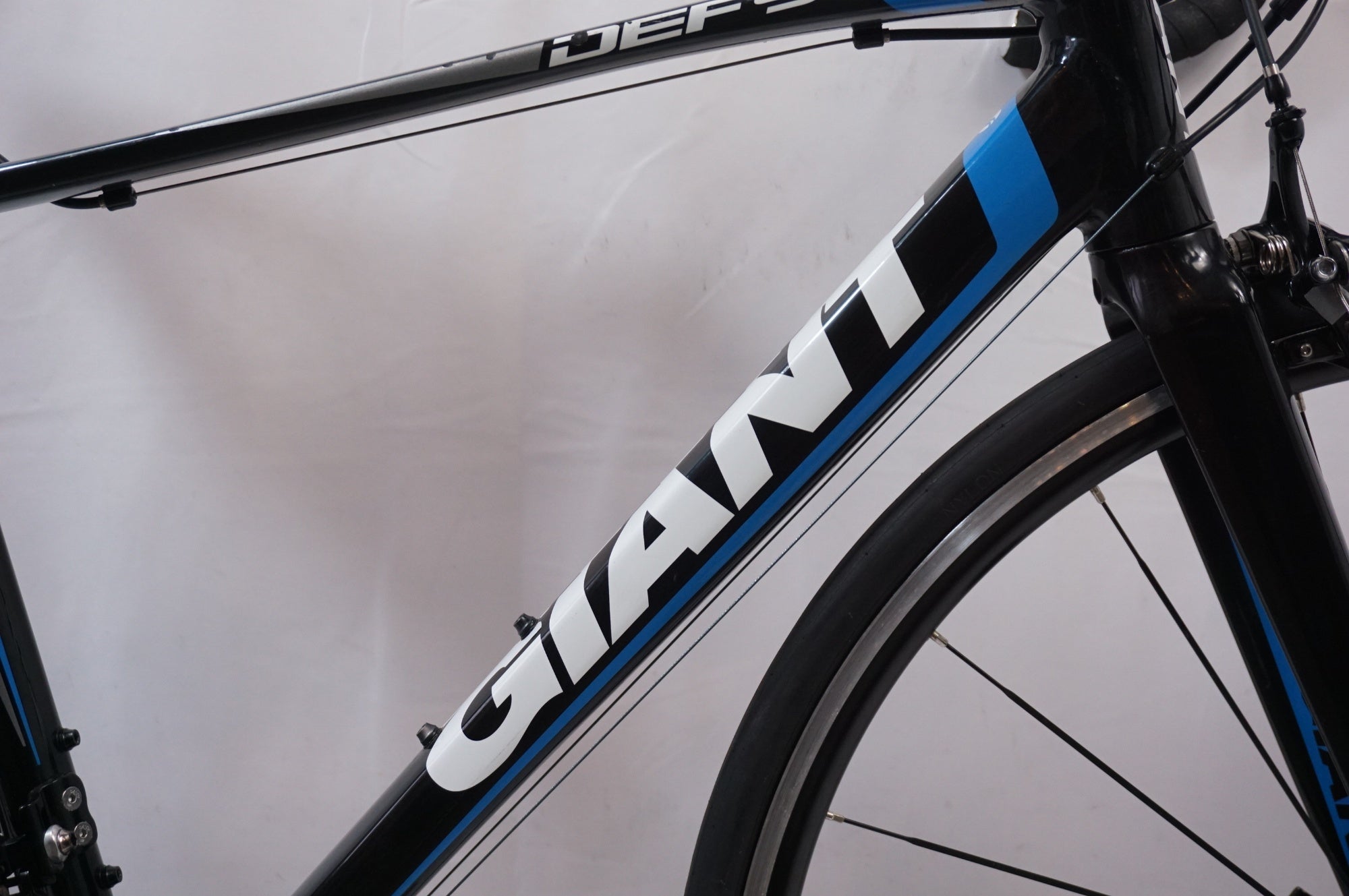 GIANT 「ジャイアント」 DEFY2 2014年モデル ロードバイク カスタム