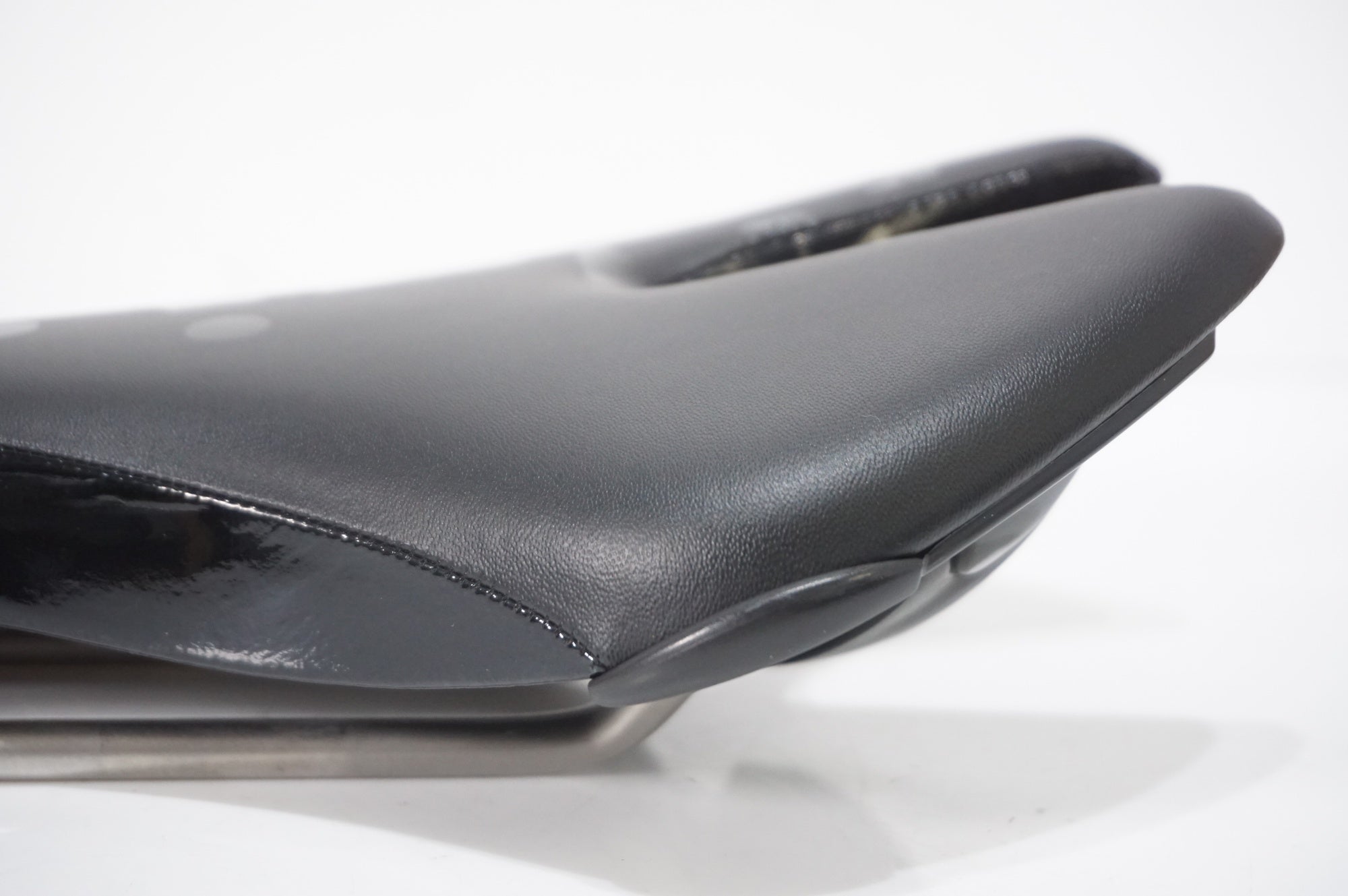 希少 fizik フィジーク DH サドル OLD MTB FIZIK 「フィジーク」 ARDEA サドル / AKIBA店 ｜ バイチャリ公式