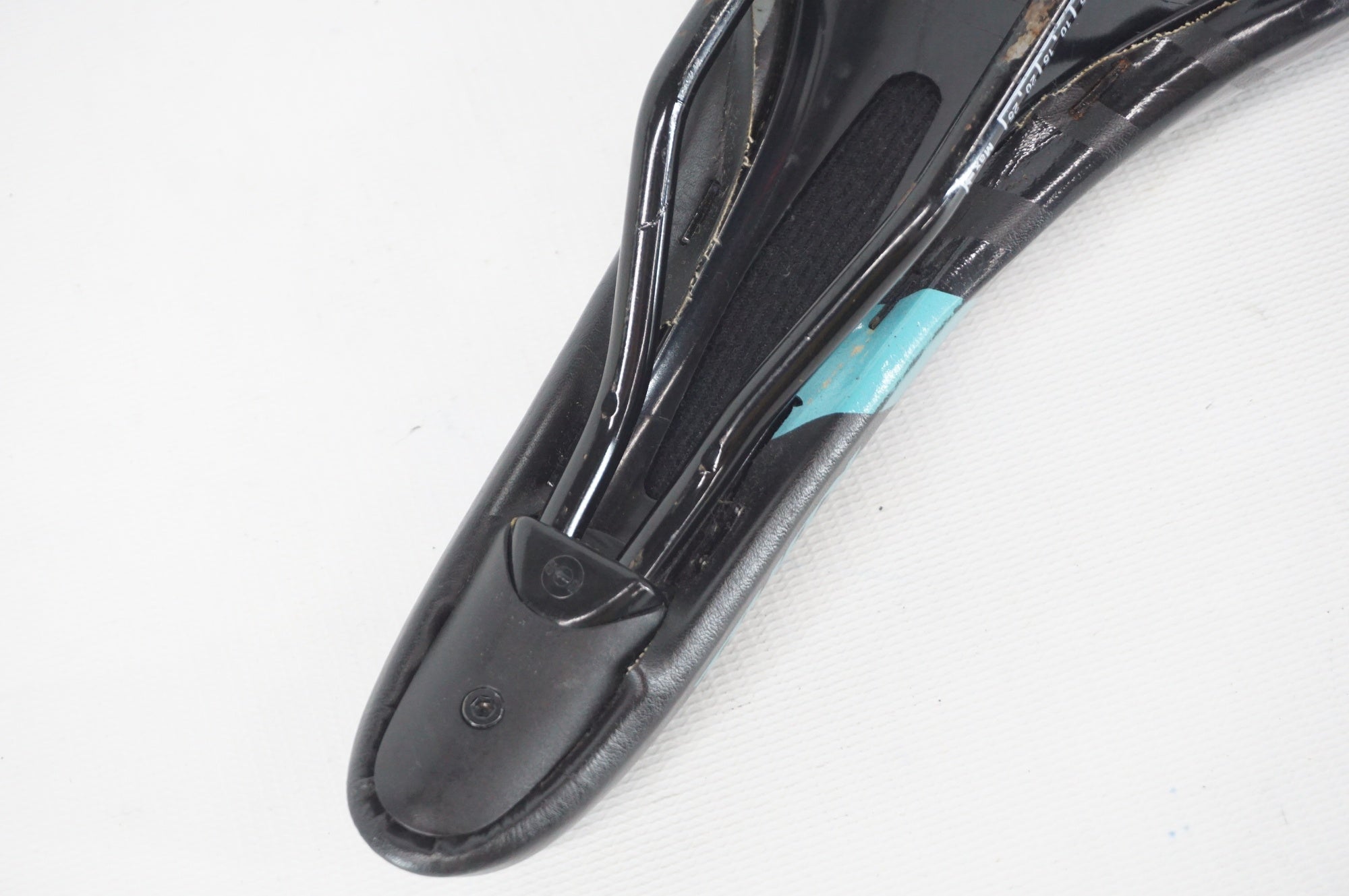 KONA 「コナ」 純正 サドル / 阪急塚口店