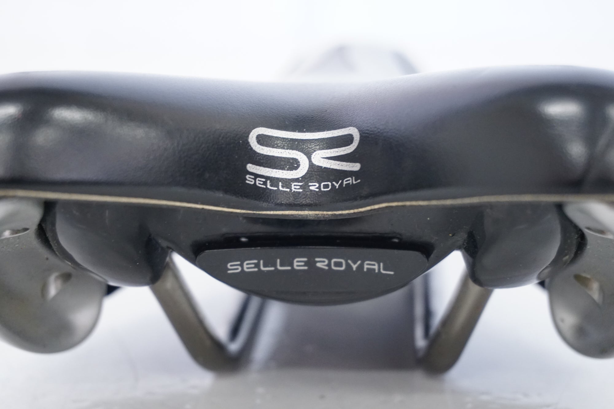 SELLE ROYAL 「セラロイヤル」 LOOKIN サドル / 浜松店