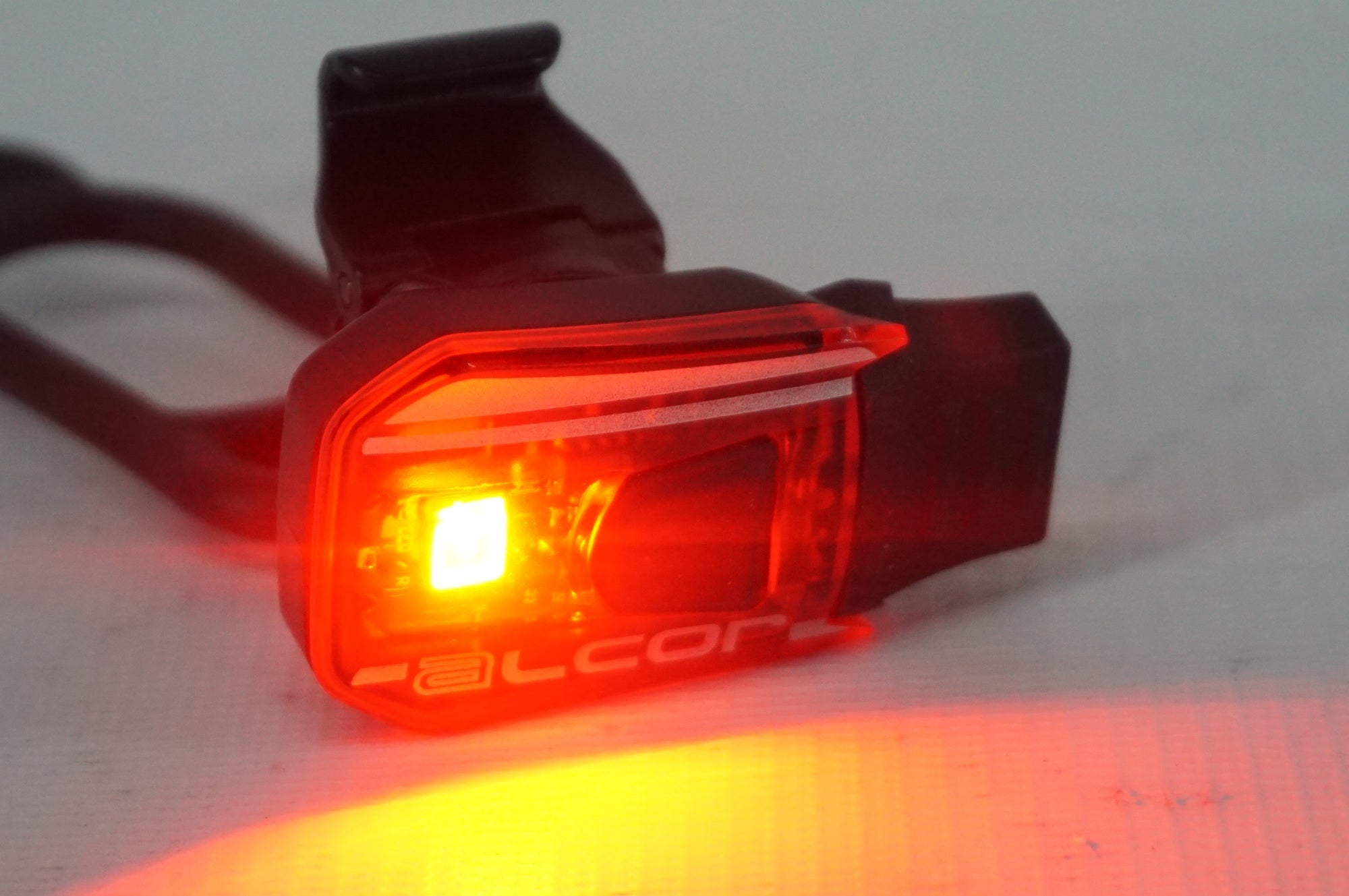 MOON 「ムーン」 ALCOR リアライト / 阪急塚口店