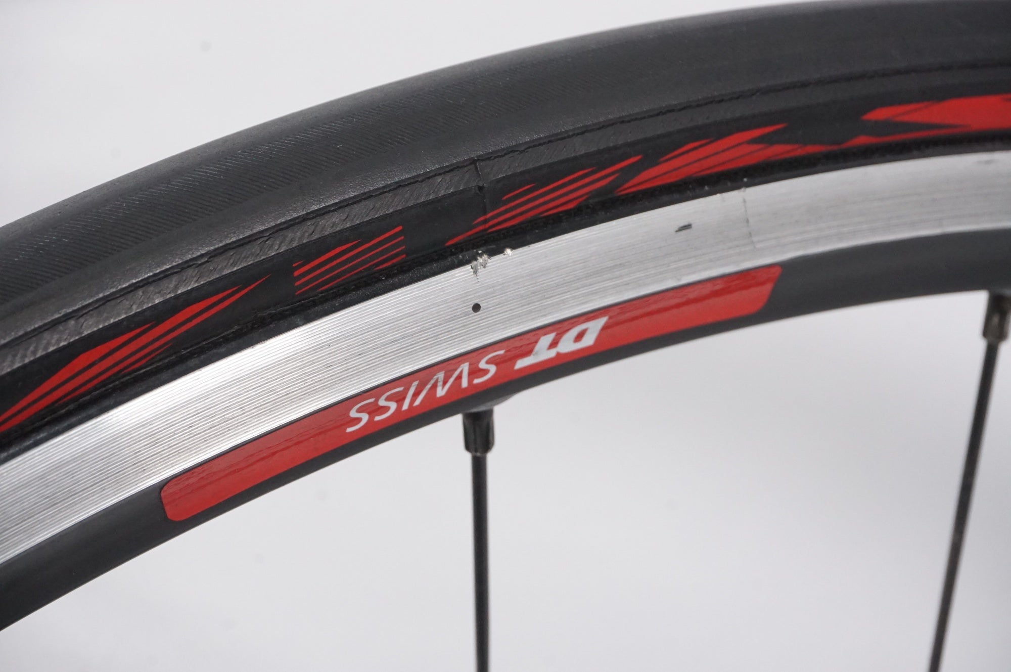 DT SWISS「ディーティースイス」R1650 ホイールセット / AKIBA店