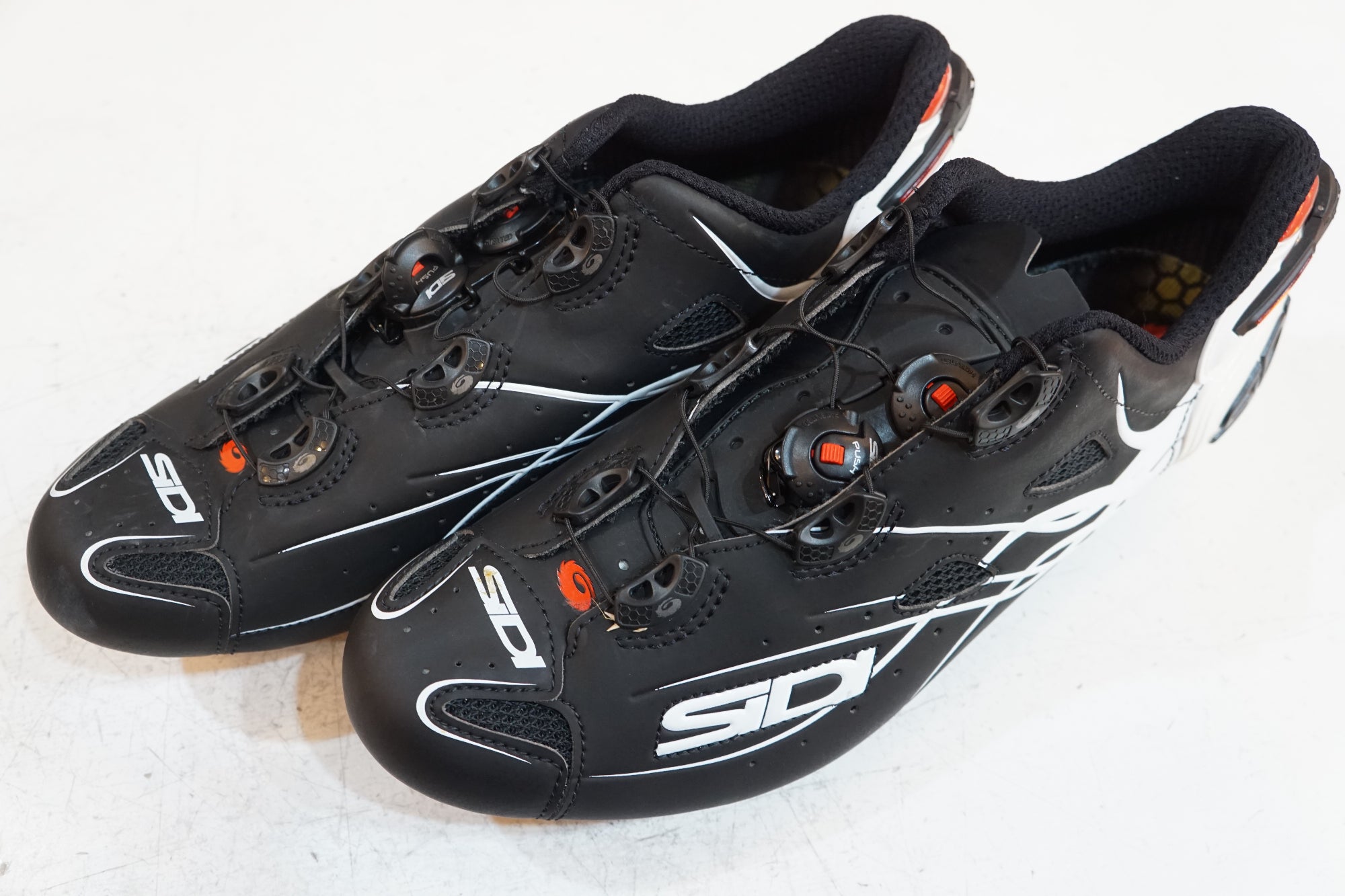 SIDI 「シディ」 VENT CARBON SOLE 42 シューズ / バイチャリ浦和ベース