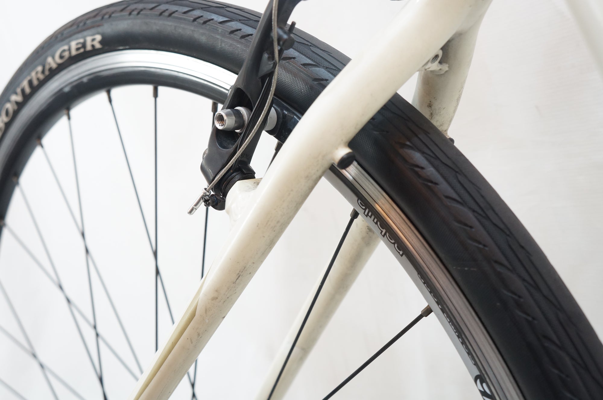 TREK 「トレック」 FX7.4 2012年モデル クロスバイク / バイチャリ浦和 TREK 「トレック」 FX7.4 2012年モデル クロスバイク / バイチャリ浦和