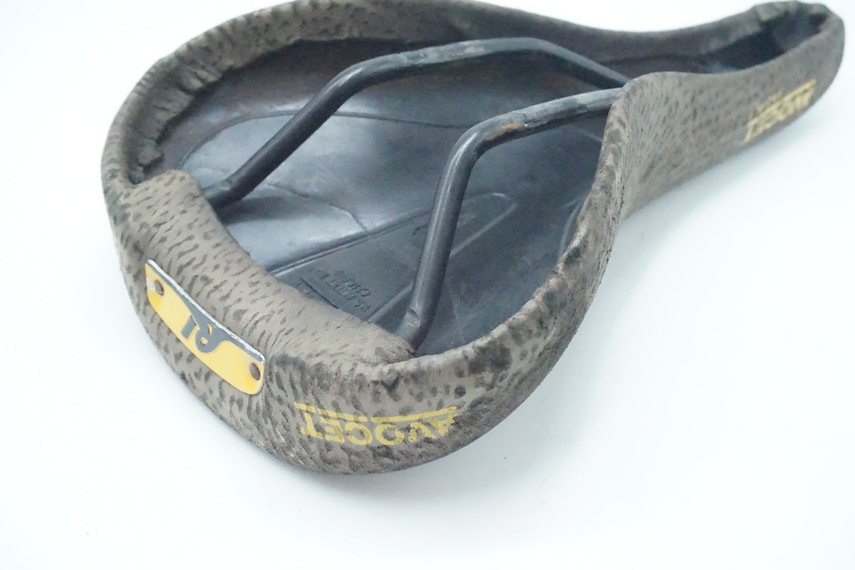 AVOCET「アボセット」 RACING サドル/ 京都西院店