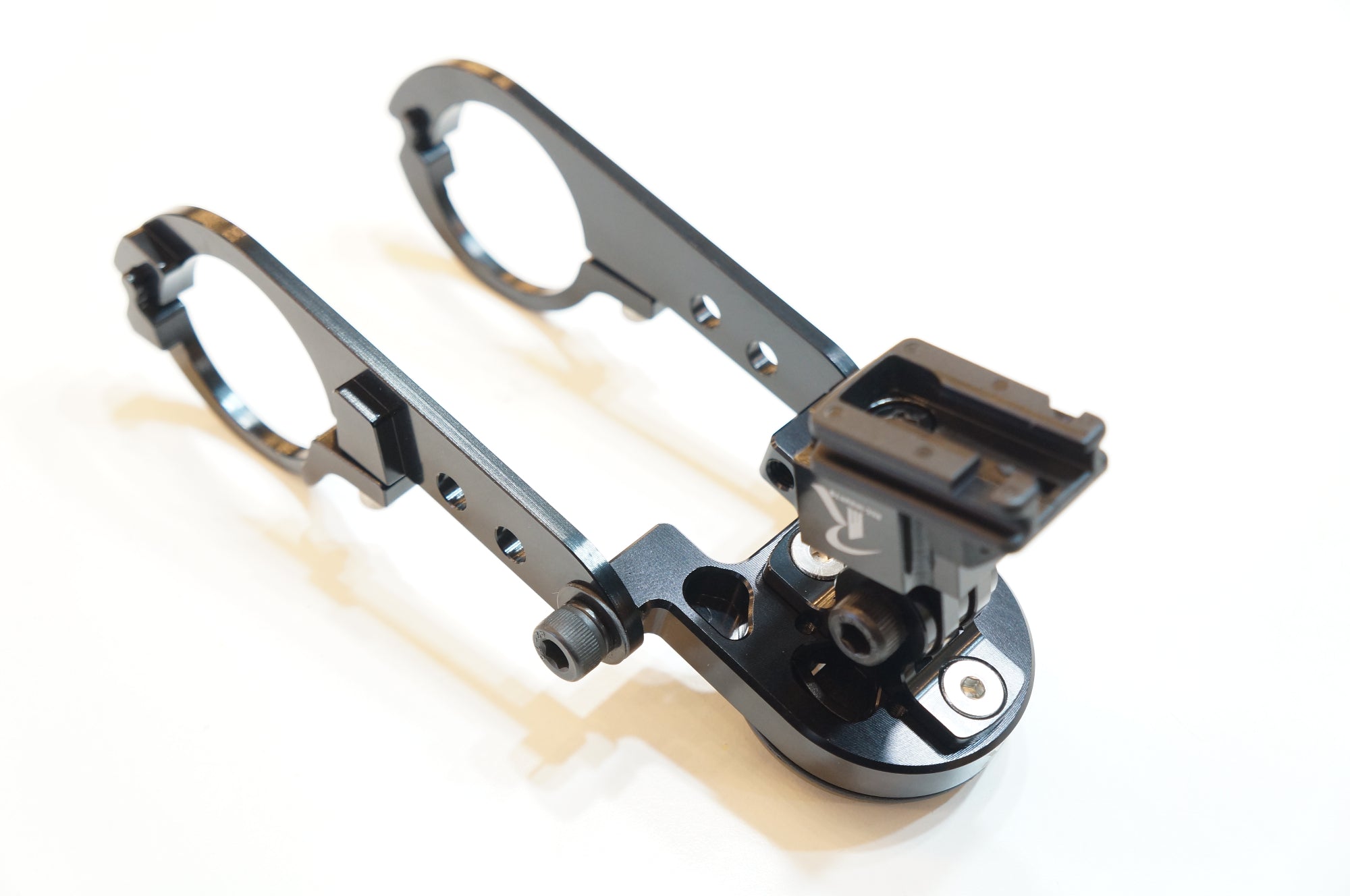 CATEYE 「キャットアイ」 VOLT 400 フロントライト REC MOUNTS付 / バイチャリ浦和ベース