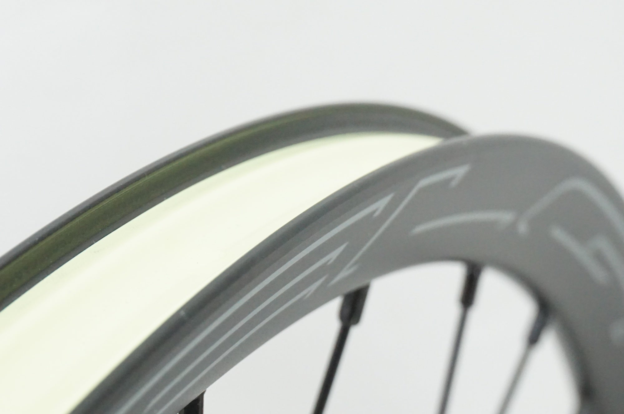 HED 「ヘッド」 BELGIUM R DISC シマノ11S ホイールセット / 大宮店