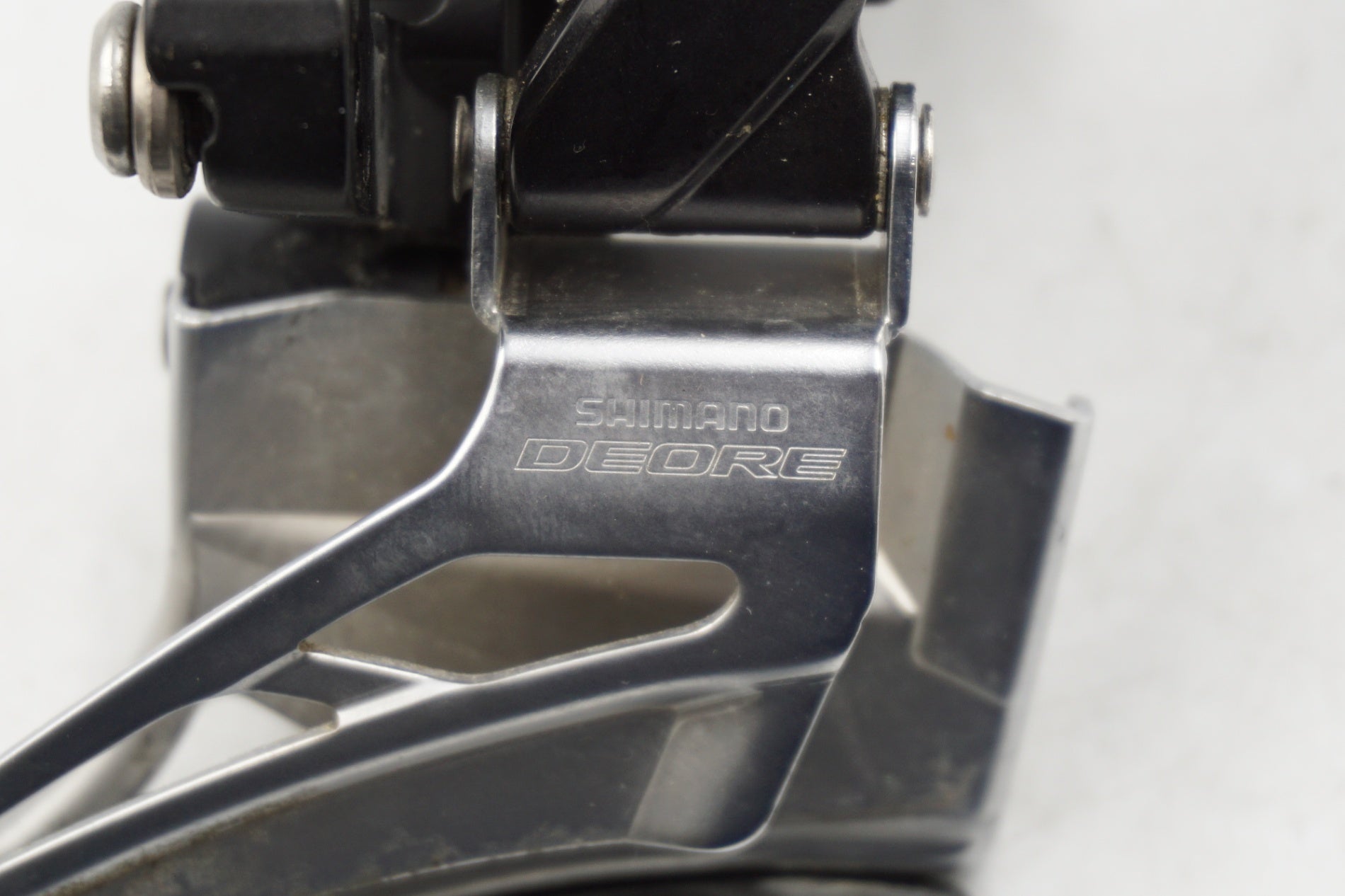 SHIMANO 「シマノ」 DEORE FD-M6025 フロントディレイラー / 奈良店