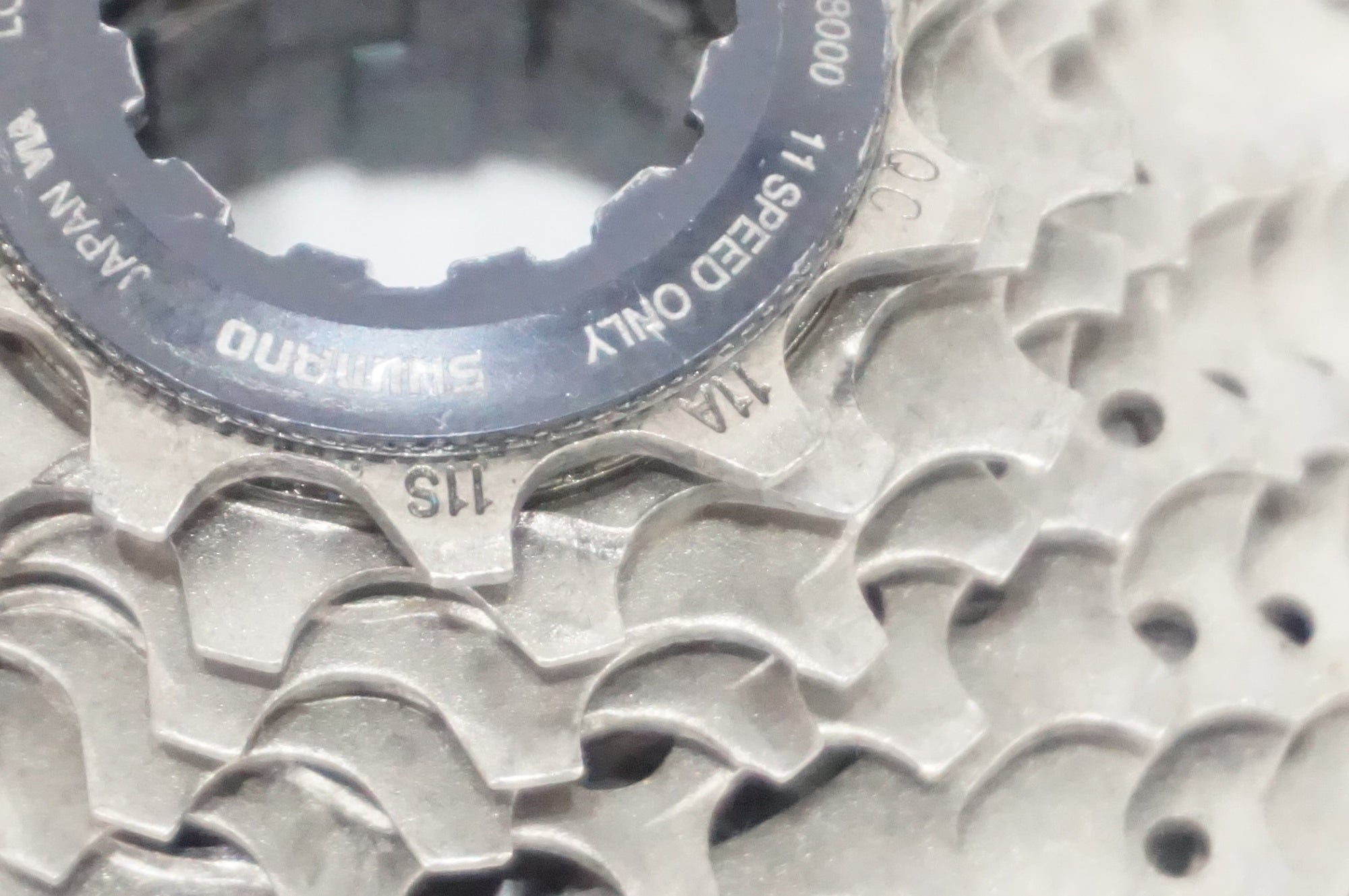 SHIMANO 「シマノ」 ULTEGRA CS-R8000 11-28T スプロケット / AKIBA店