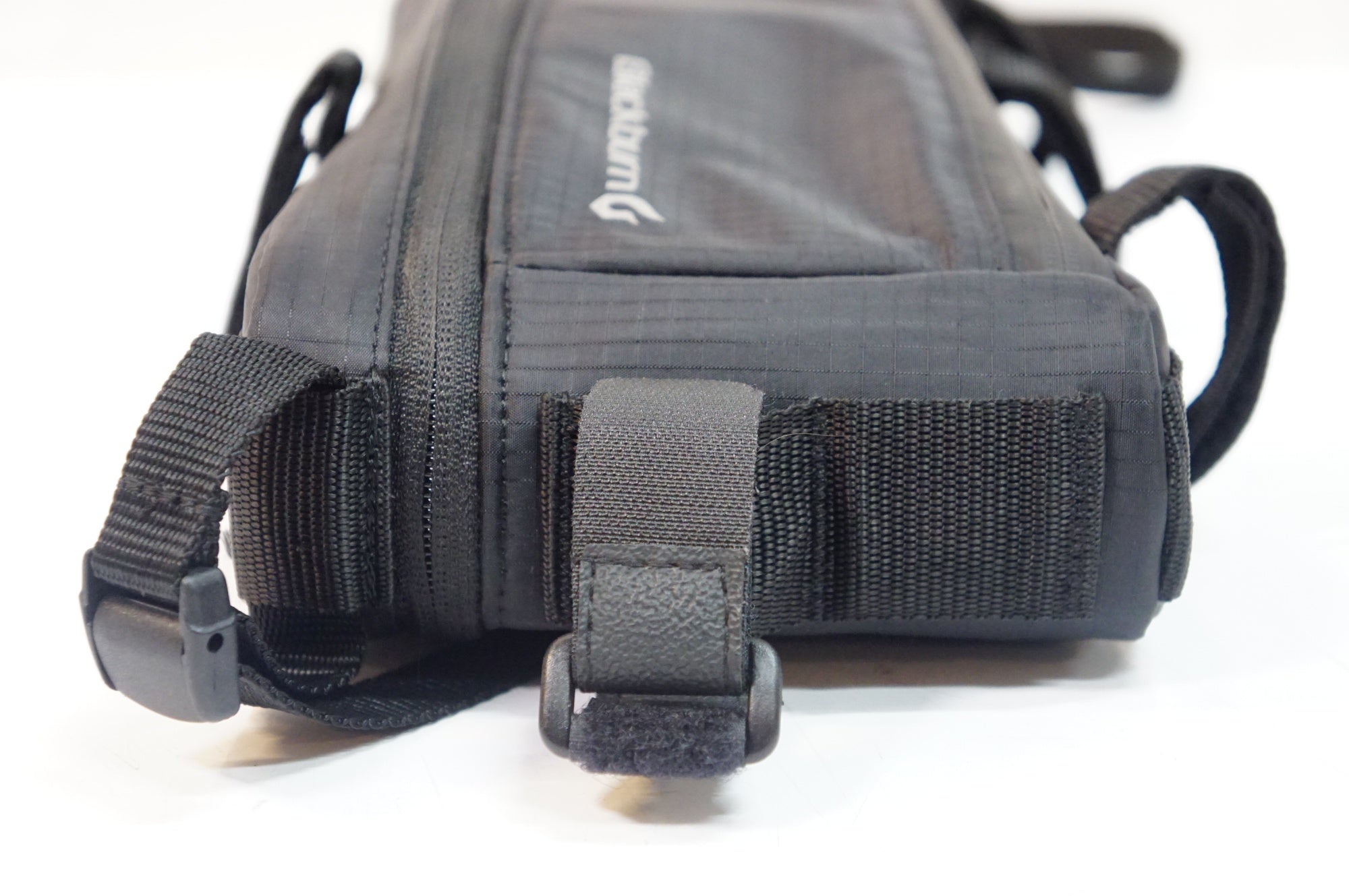 BLACKBURN 「ブラックバーン」 OUTPOST FRAME BAG MEDIUM フレームバッグ / 熊谷本店