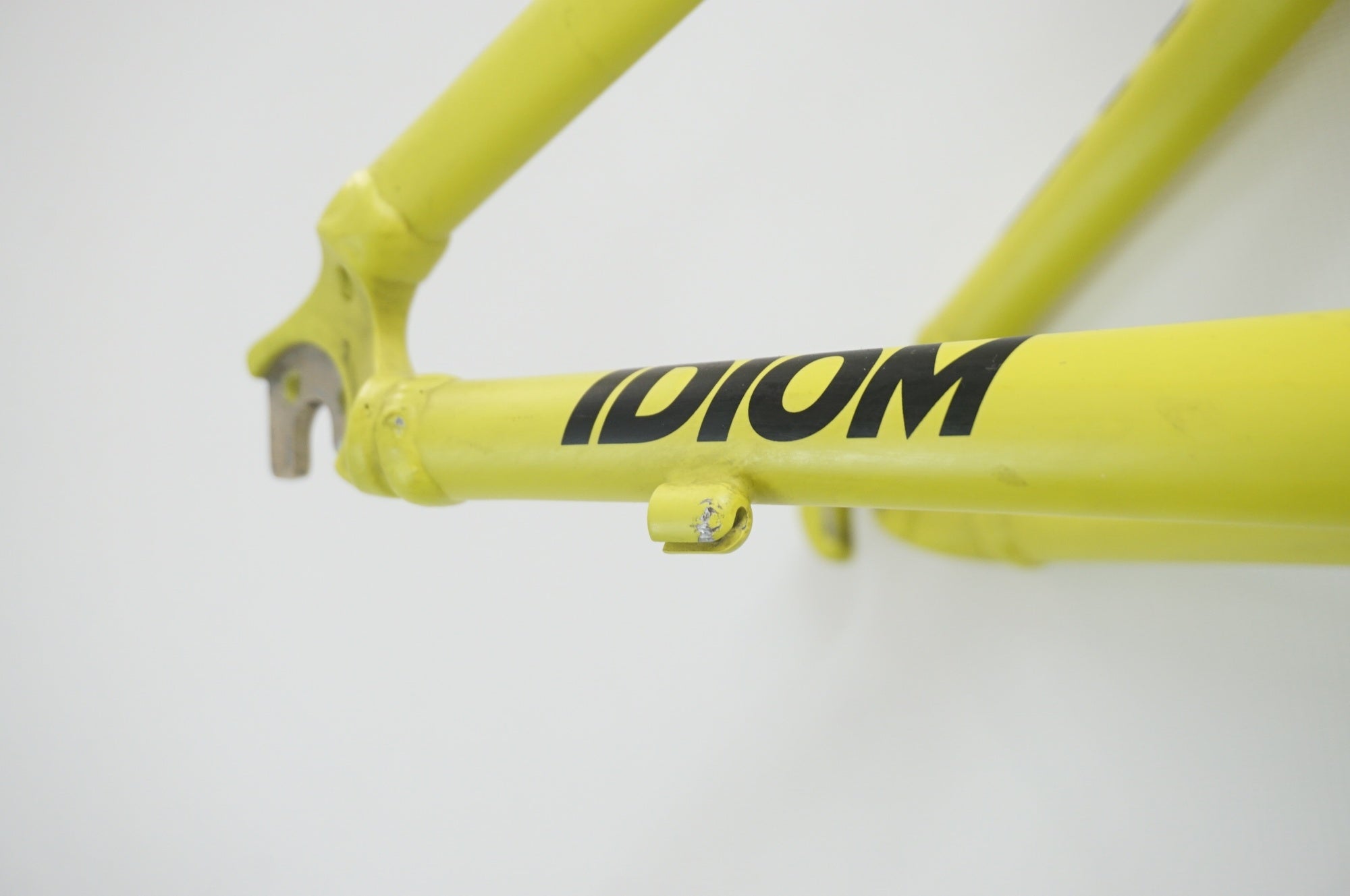 GIANT 「ジャイアント」 IDIOM 2 2016年モデル フレームセット / 福岡店