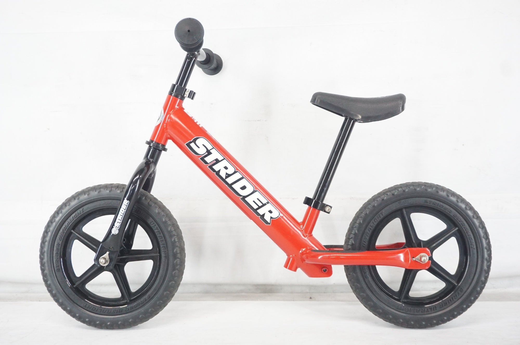 STRIDER 「ストライダー」 SPORT 12 キッズバイク / 阪急塚口店