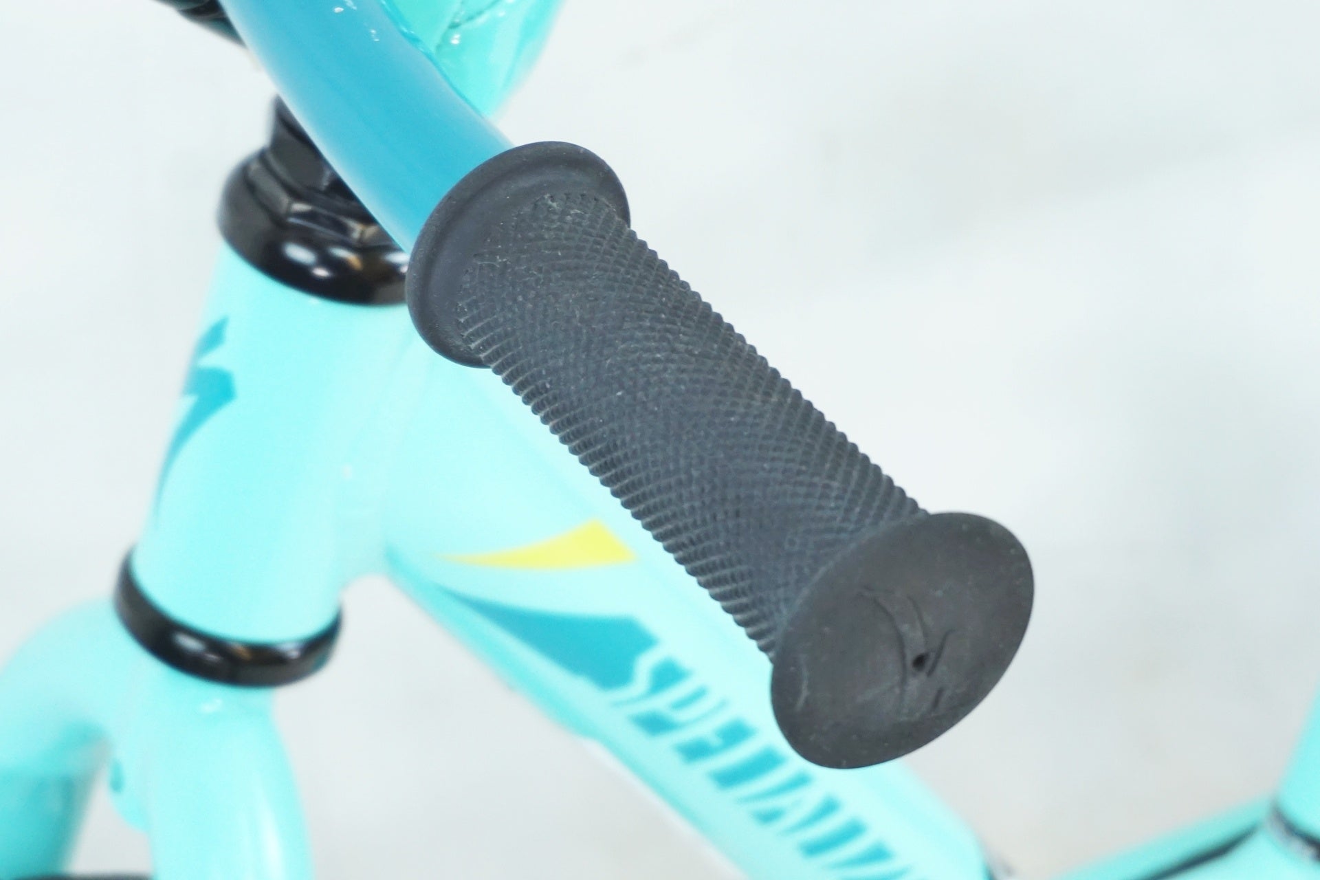 SPECIALIZED 「スペシャライズド」 HOTWALK 2016年モデル キッズバイク / 有明ガーデン店