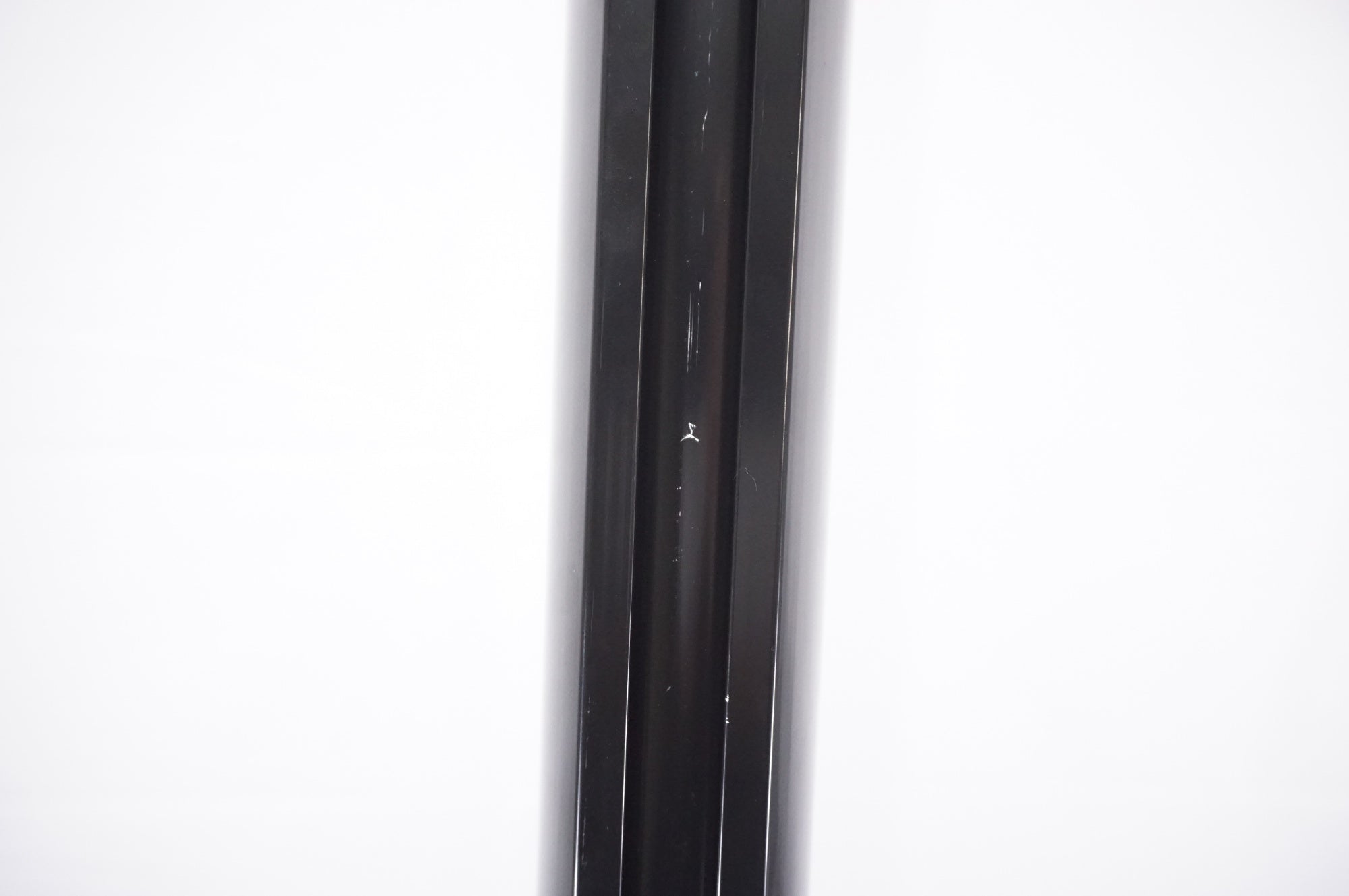 FEEDBACK SPORTS 「フィードバックスポーツ」 VELO COLUMN ディスプレイスタンド / AKIBA店