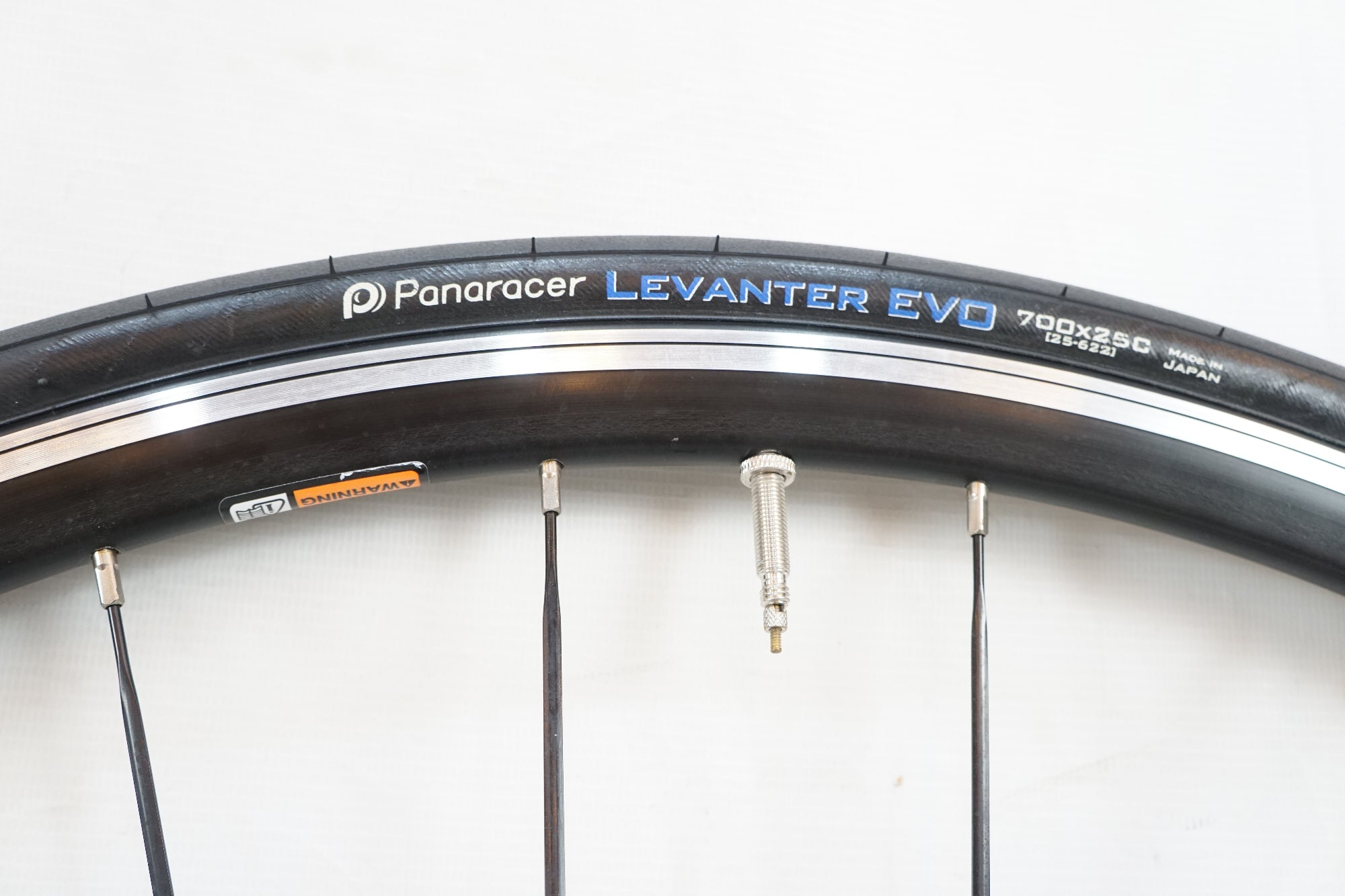 BONTRAGER ボントレガー　ホイール　タイヤセット　ワバッシュ　50km BONTRAGER 「ボントレガー」 NEBULA SHIMANO 8-9s ホイール
