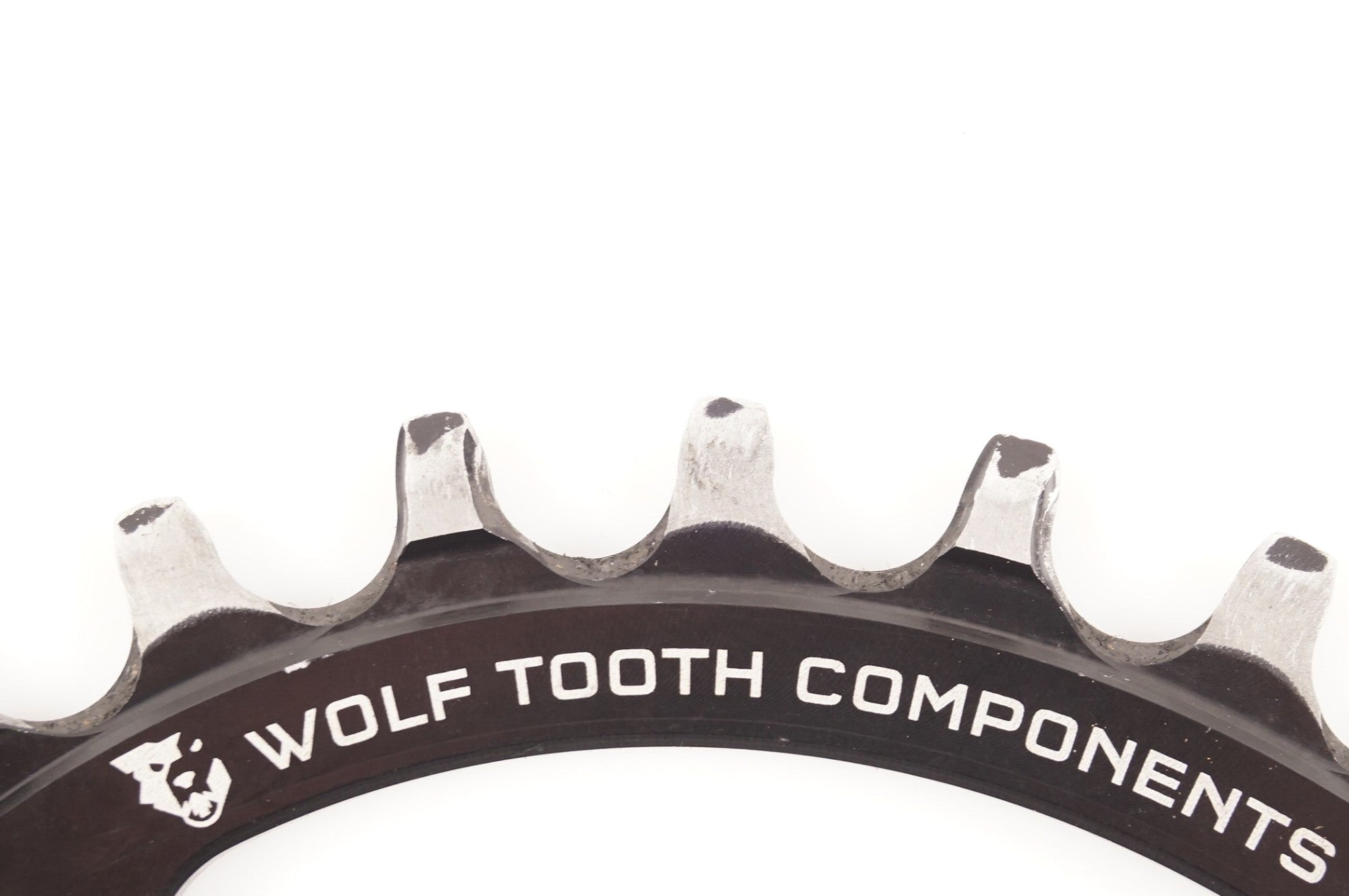 WOLF TOOTH 「ウルフトゥース」 DROP-STOP 32T チェーンリング / 中目黒店