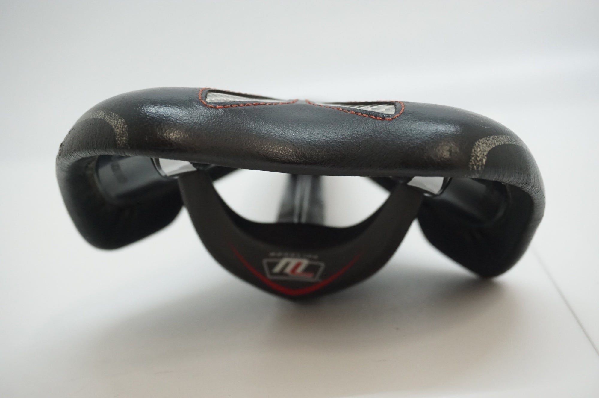SELLE ITARIA 「セライタリア」 SLR MONOLINK サドル / 福岡店