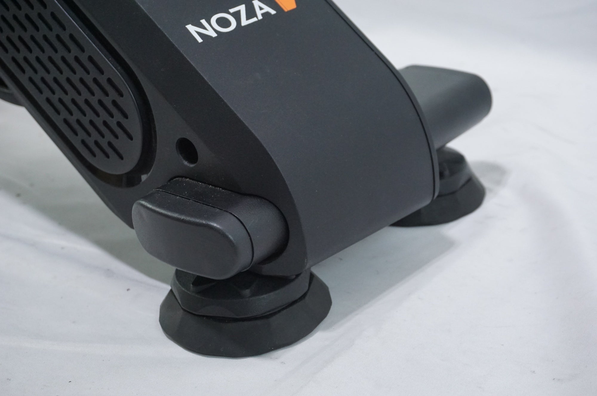 XPLOVA 「エクスプローバ」 NOZA V サイクルトレーナー / 中目黒店