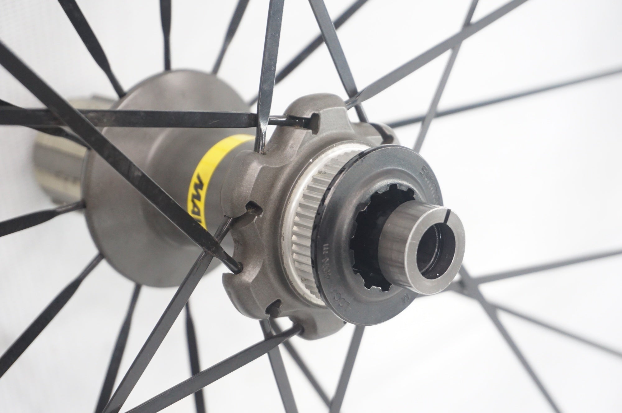 MAVIC 「マヴィック」 KSYRIUM ELITE UST DISC SHIMANO 11s