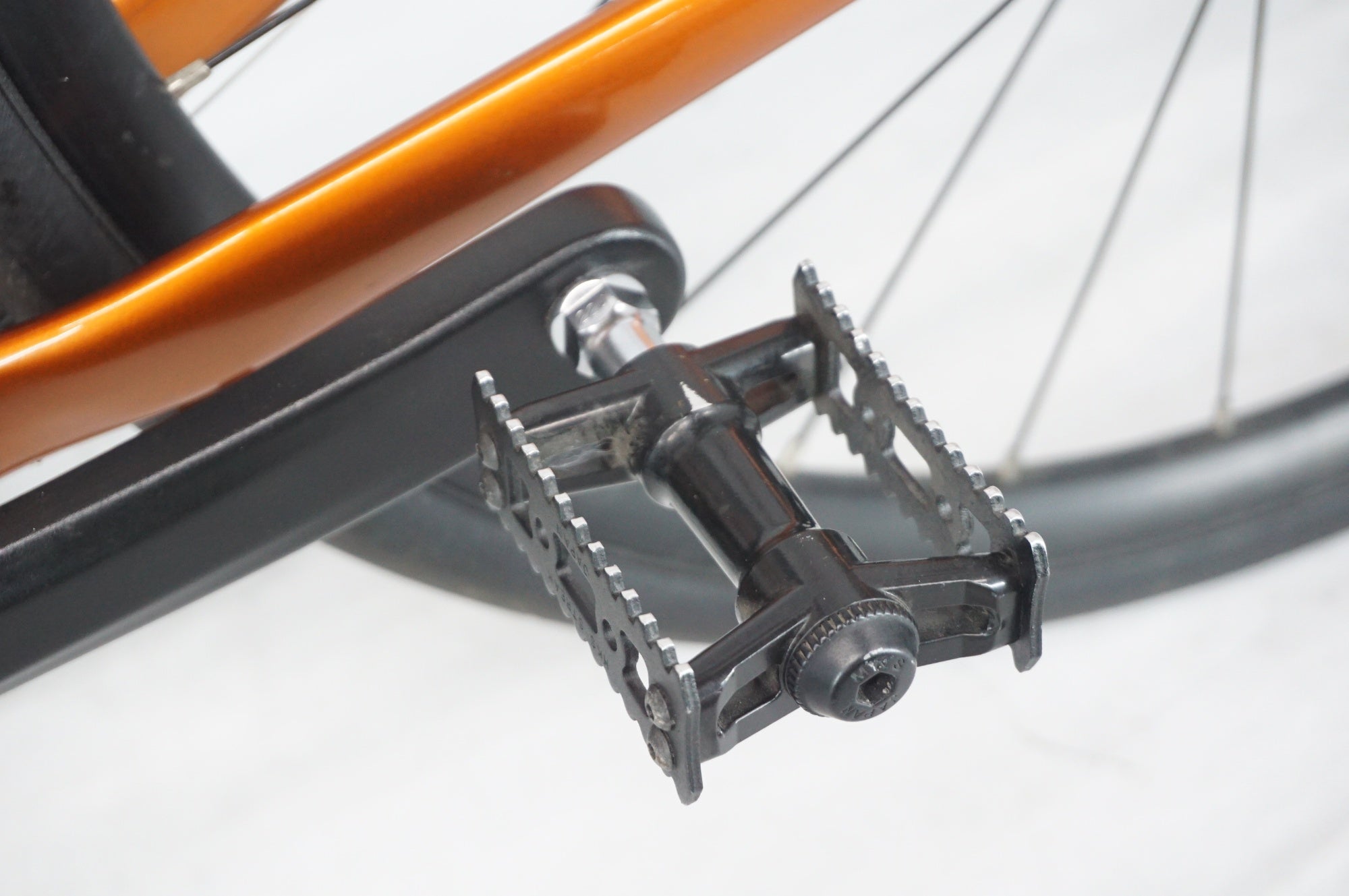 GIANT 「ジャイアント」 ESCAPE RX2 DISC LTD 2023年モデル クロスバイク / 阪急塚口店