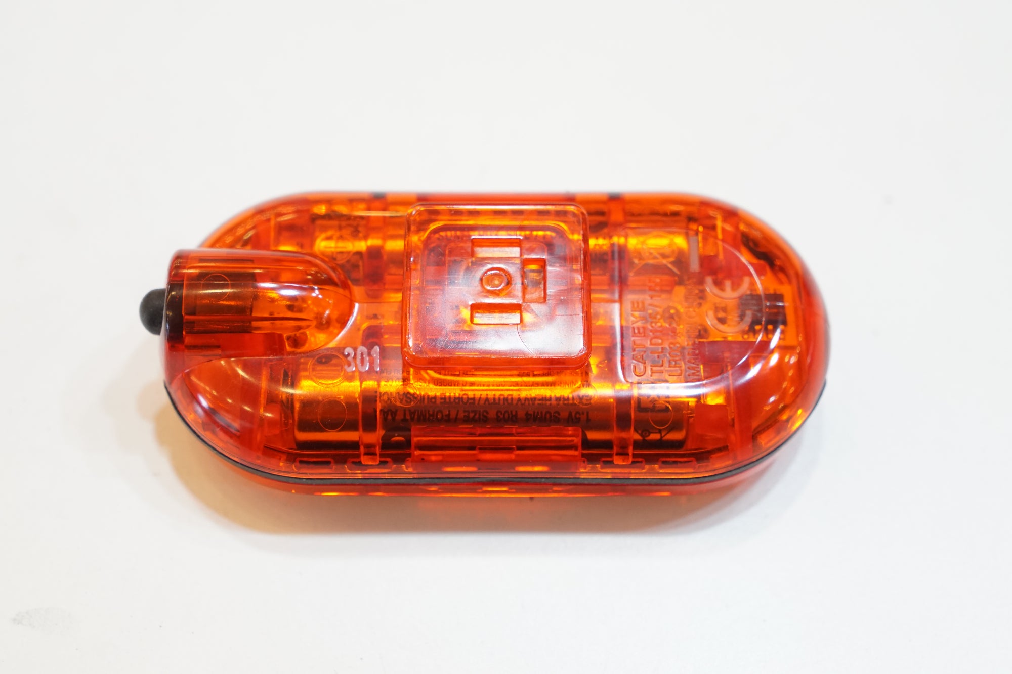 CATEYE 「キャットアイ」 TL-LD135 リアライト / バイチャリ浦和ベース