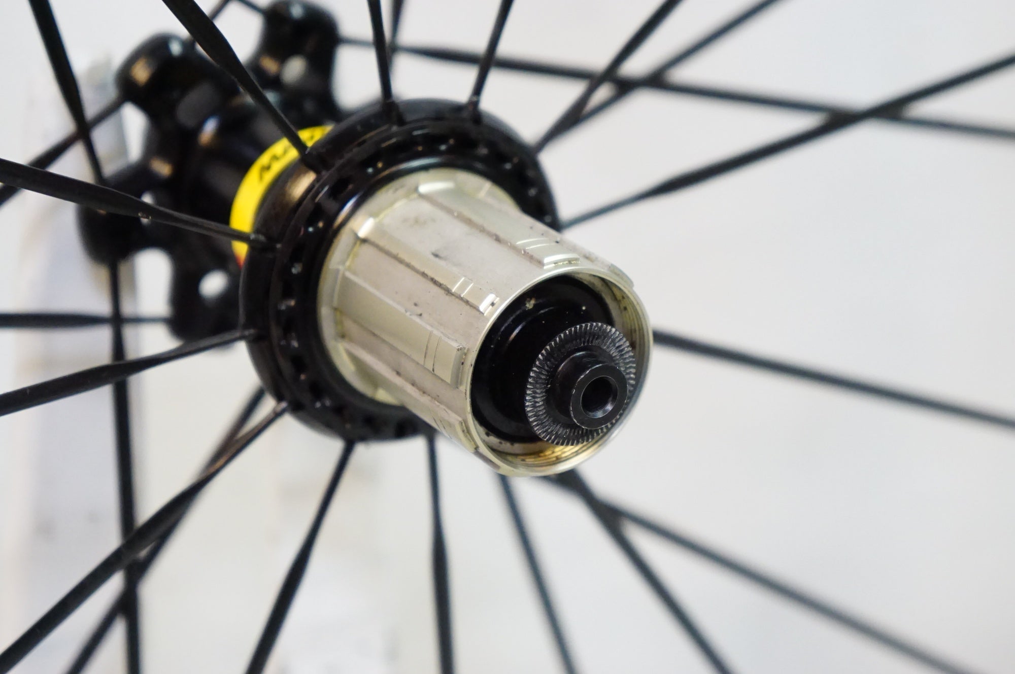 MAVIC cosmic carbon シマノ11速 カーボン ホイール 50 MAVIC cosmic carbon シマノ11速 カーボン ホイール 50