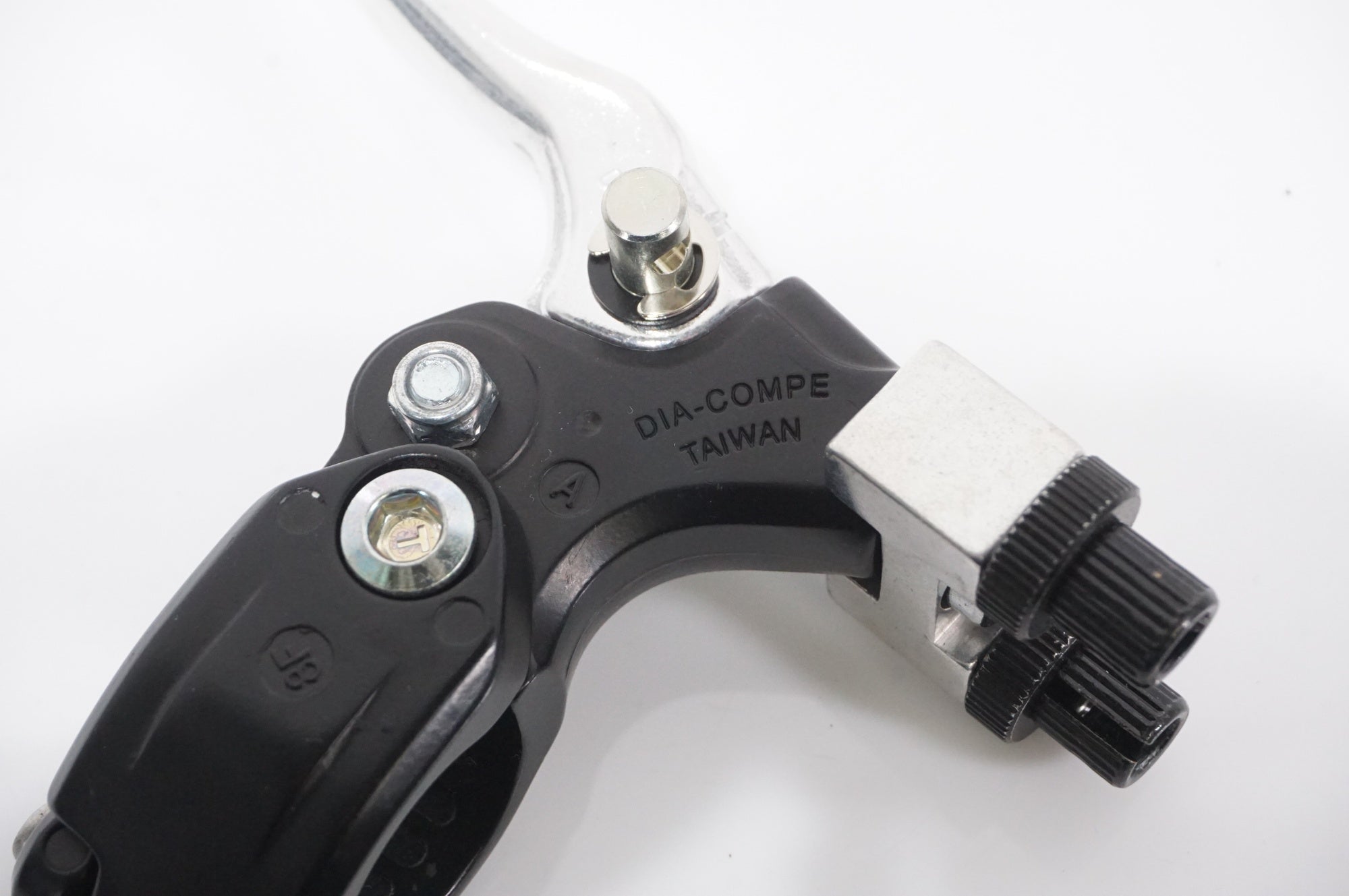 DIA COMPE 「ダイアコンペ」 TECH-77W Wケーブルプルブレーキレバー / AKIBA店