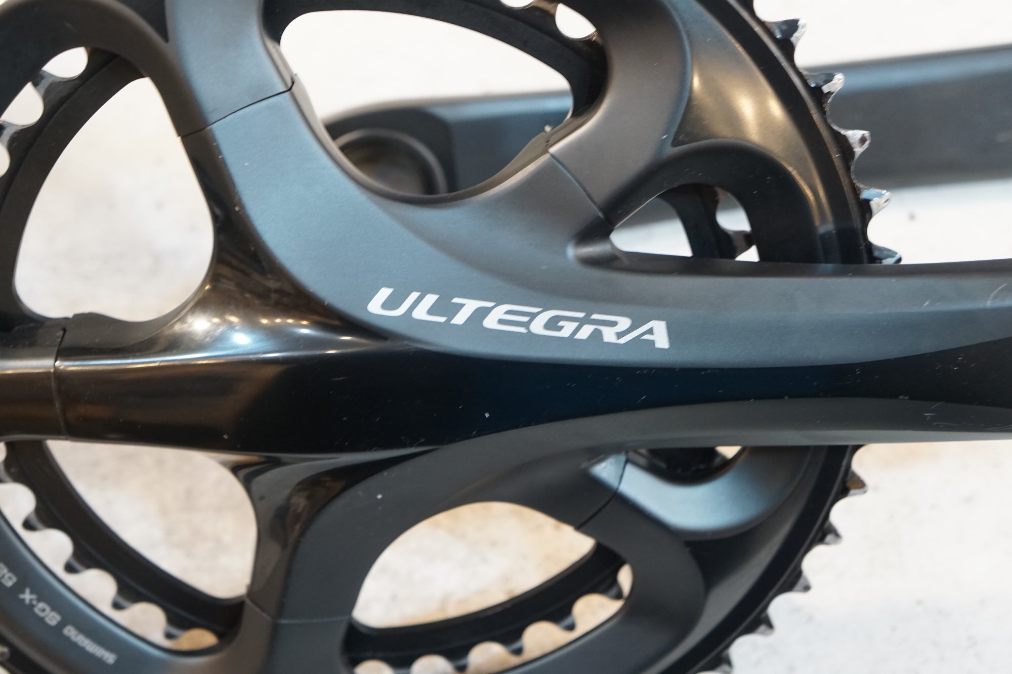 SHIMANO 「シマノ」 ULTEGRA FC-6700 172.5mm 52-39T クランクセット / バイチャリ浦和ベース