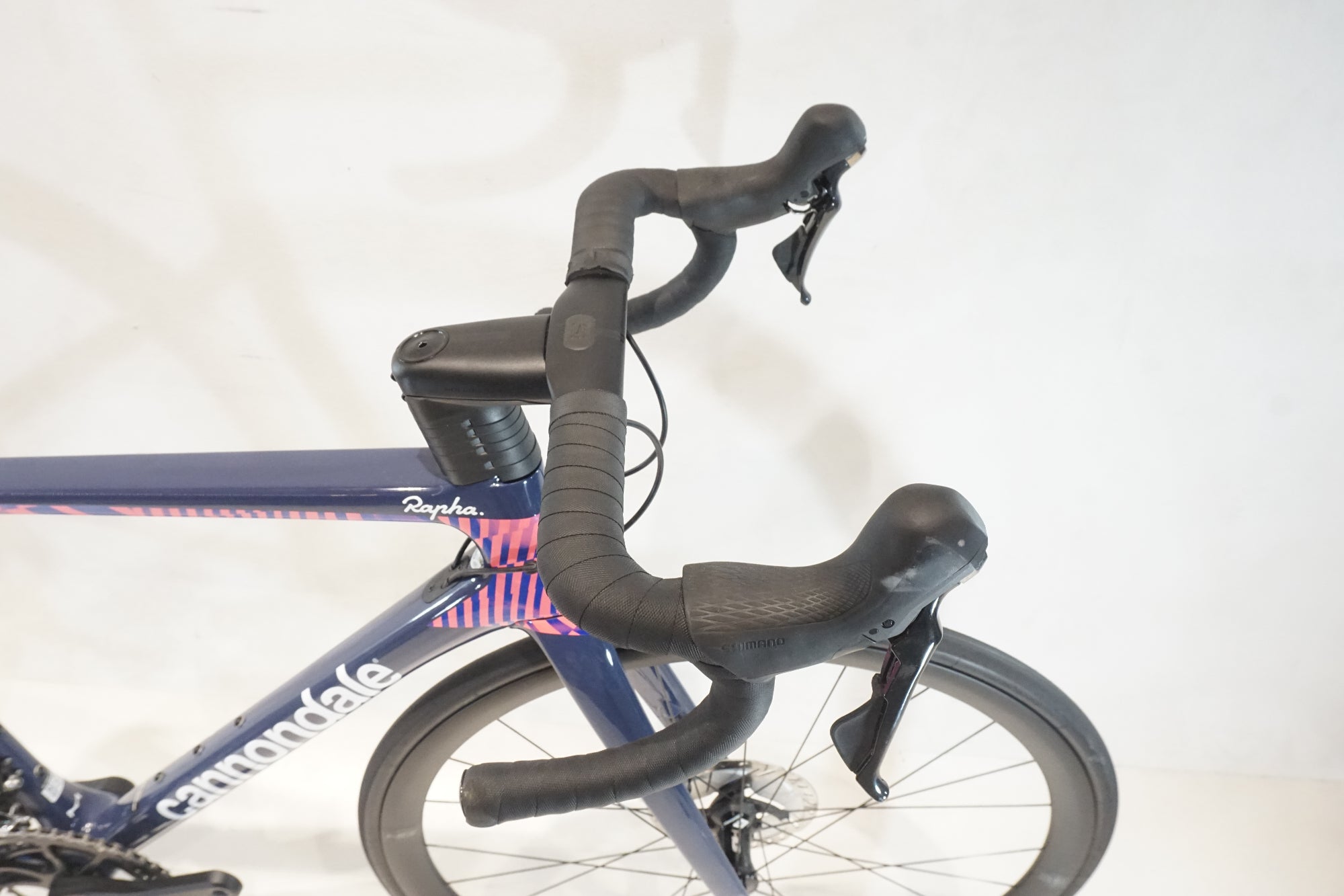 極上　人物　重さ；196g CANNONDALE 「キャノンデール」 SUPERSIX EVO CARBON HI-MOD DISC 2021