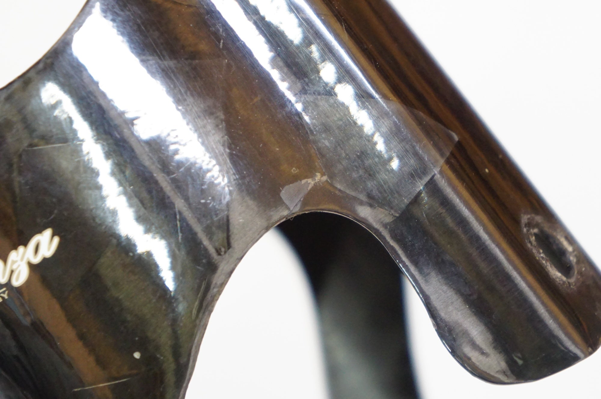 EMINENZA 「エミネンザ」 カーボンボトルケージ / 熊谷本店