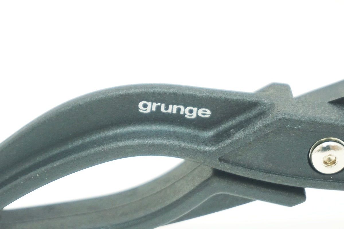 GRUNGE 「グランジ」 タイヤレバー / 大阪美原北インター店